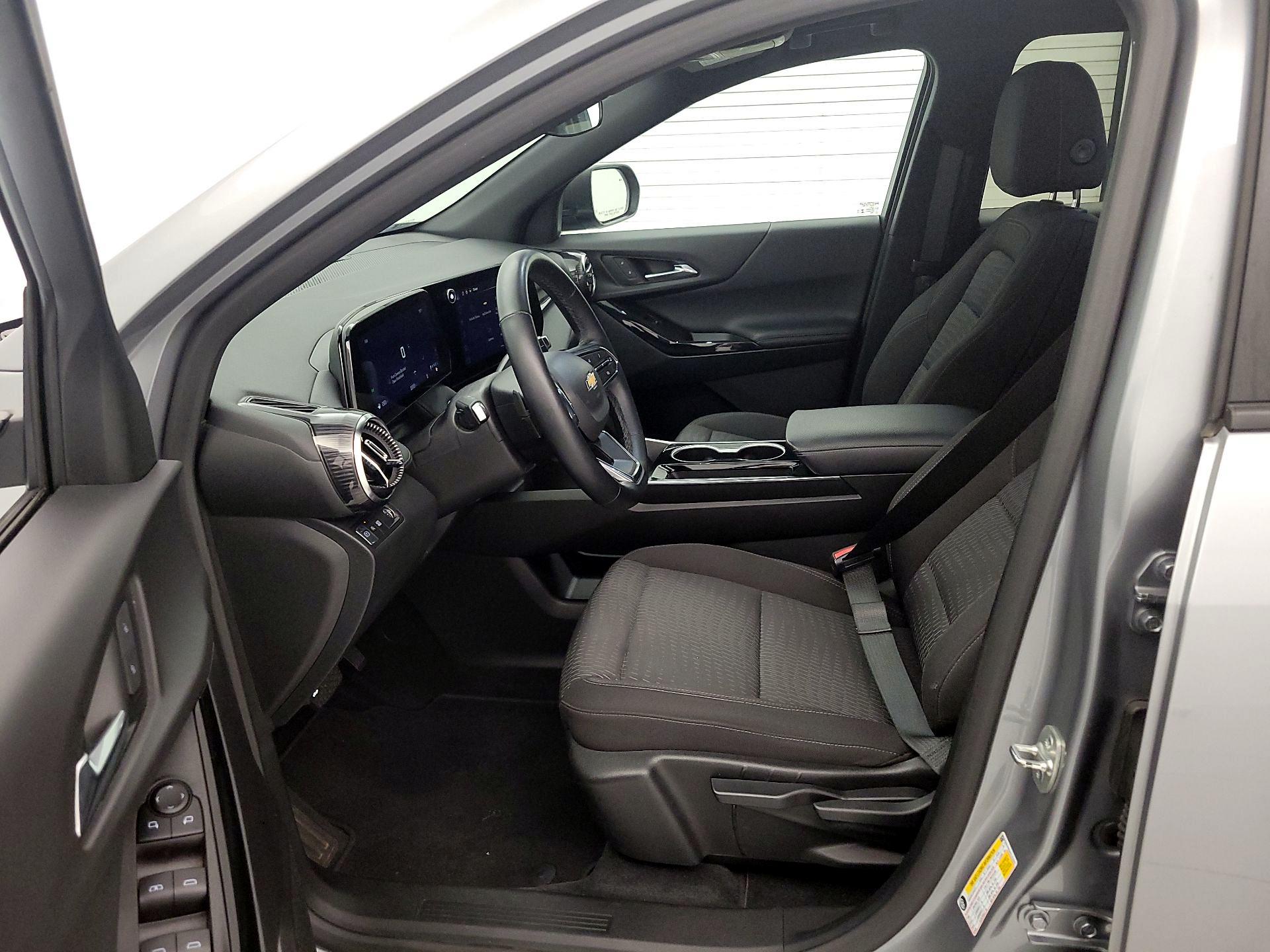 Thumbnail: 2025 Chevrolet Equinox - 11