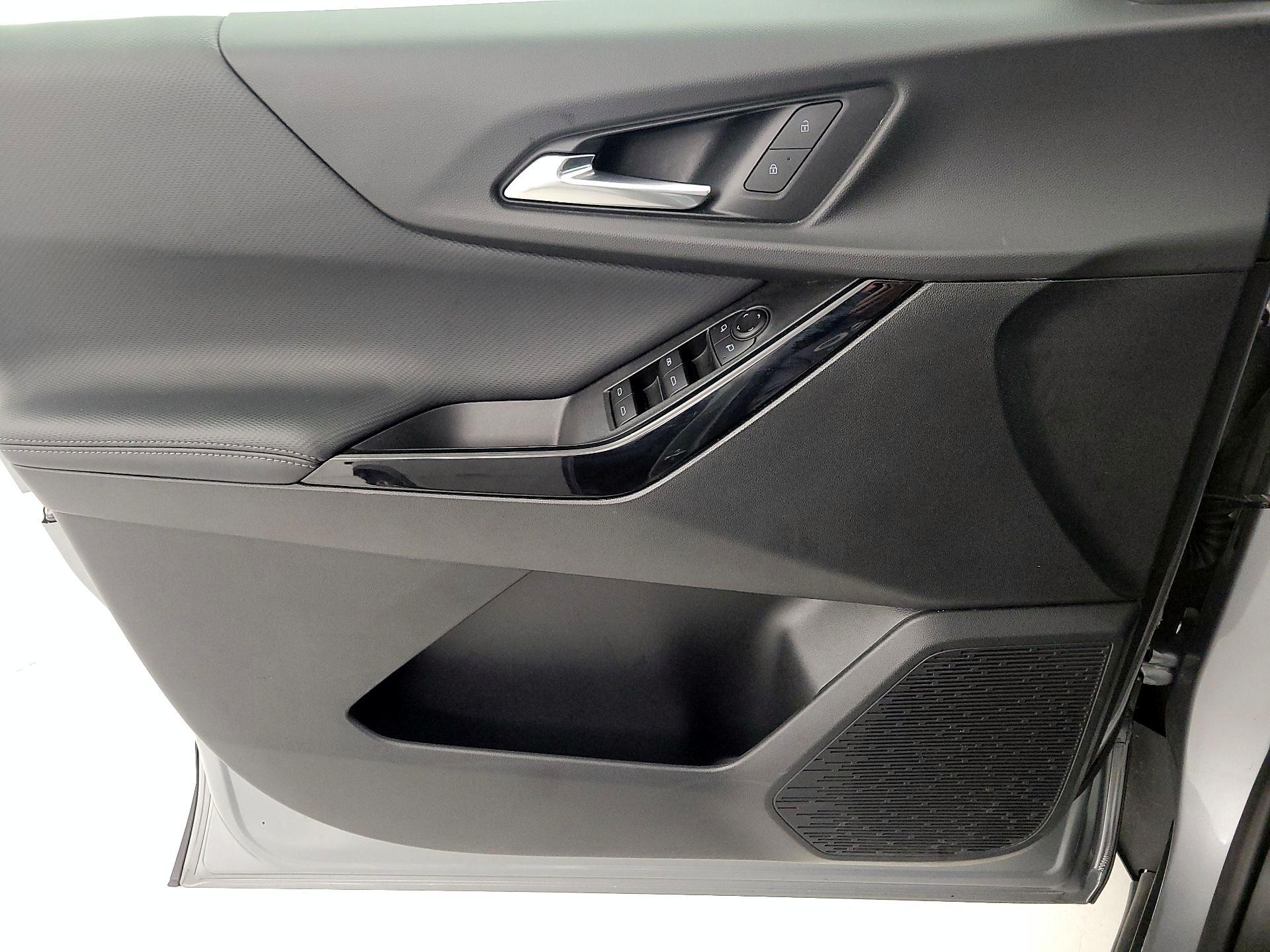 Thumbnail: 2025 Chevrolet Equinox - 12