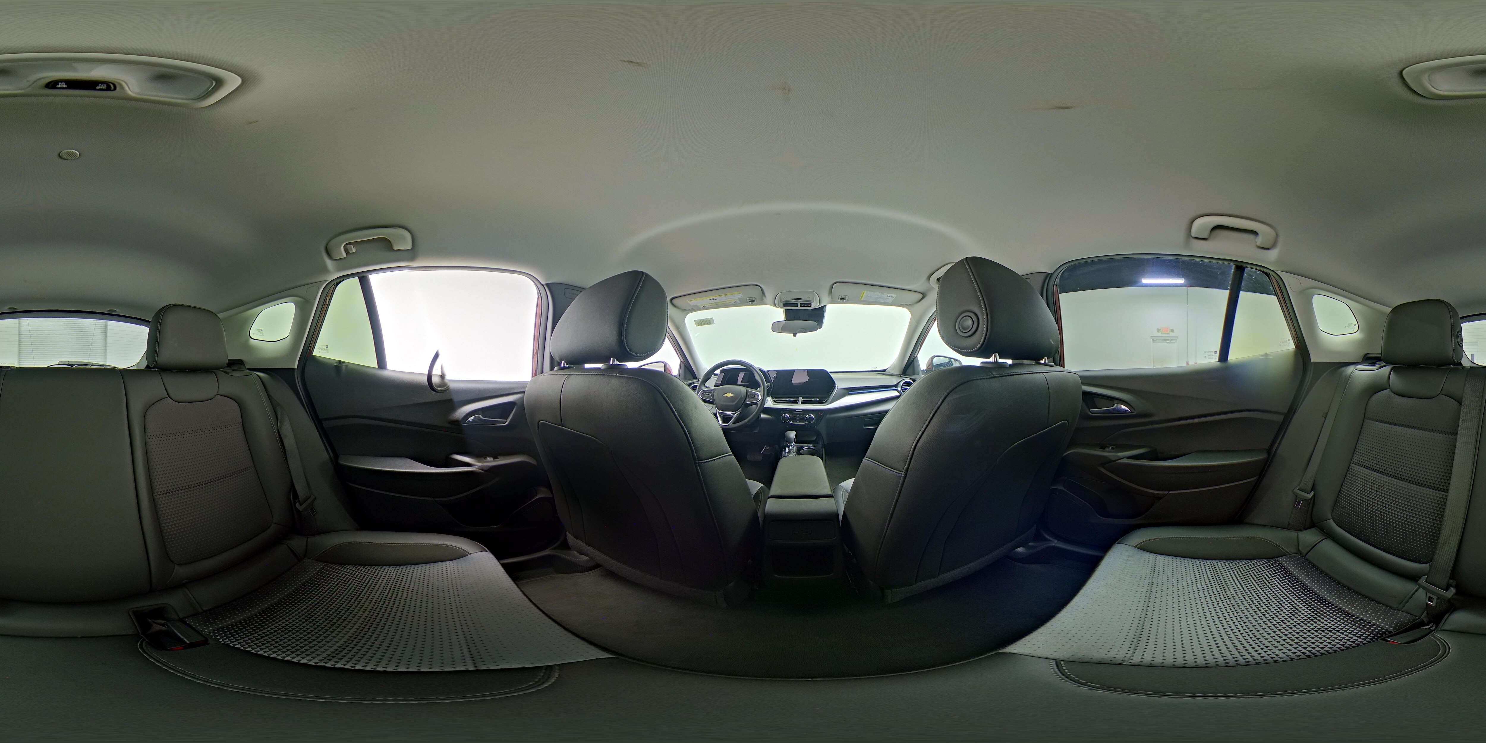 2025 Chevrolet Trax LT - Photo 26