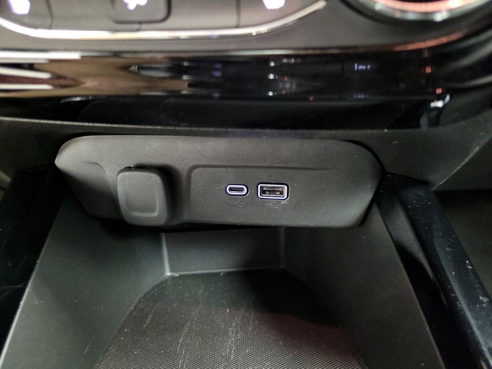 2025 Chevrolet Trax LT - Photo 20
