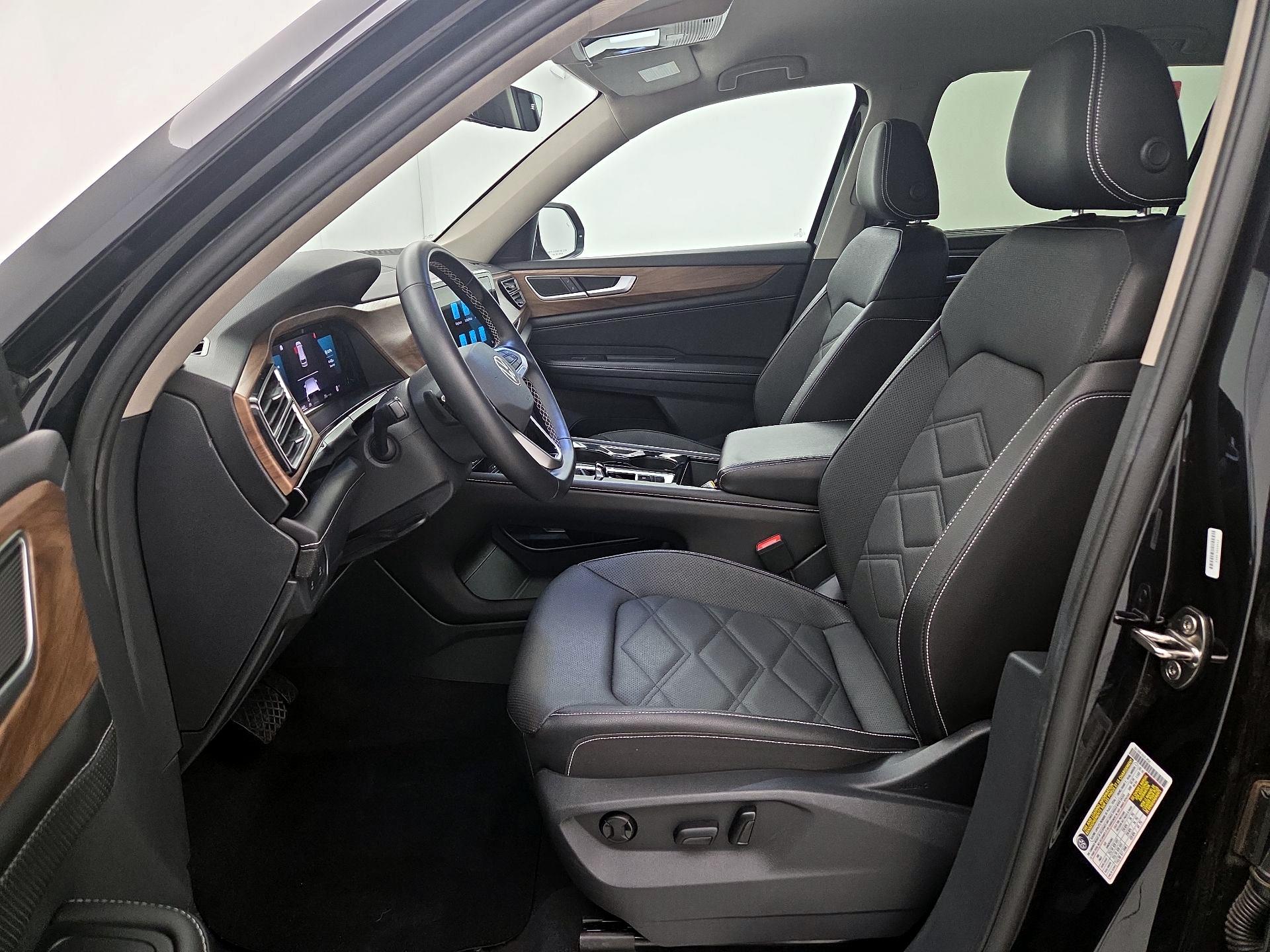 Thumbnail: 2026 Volkswagen Atlas - 11
