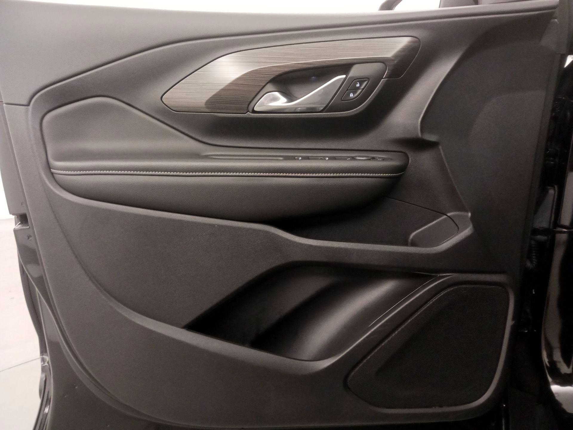 Thumbnail: 2024 GMC Terrain - 12