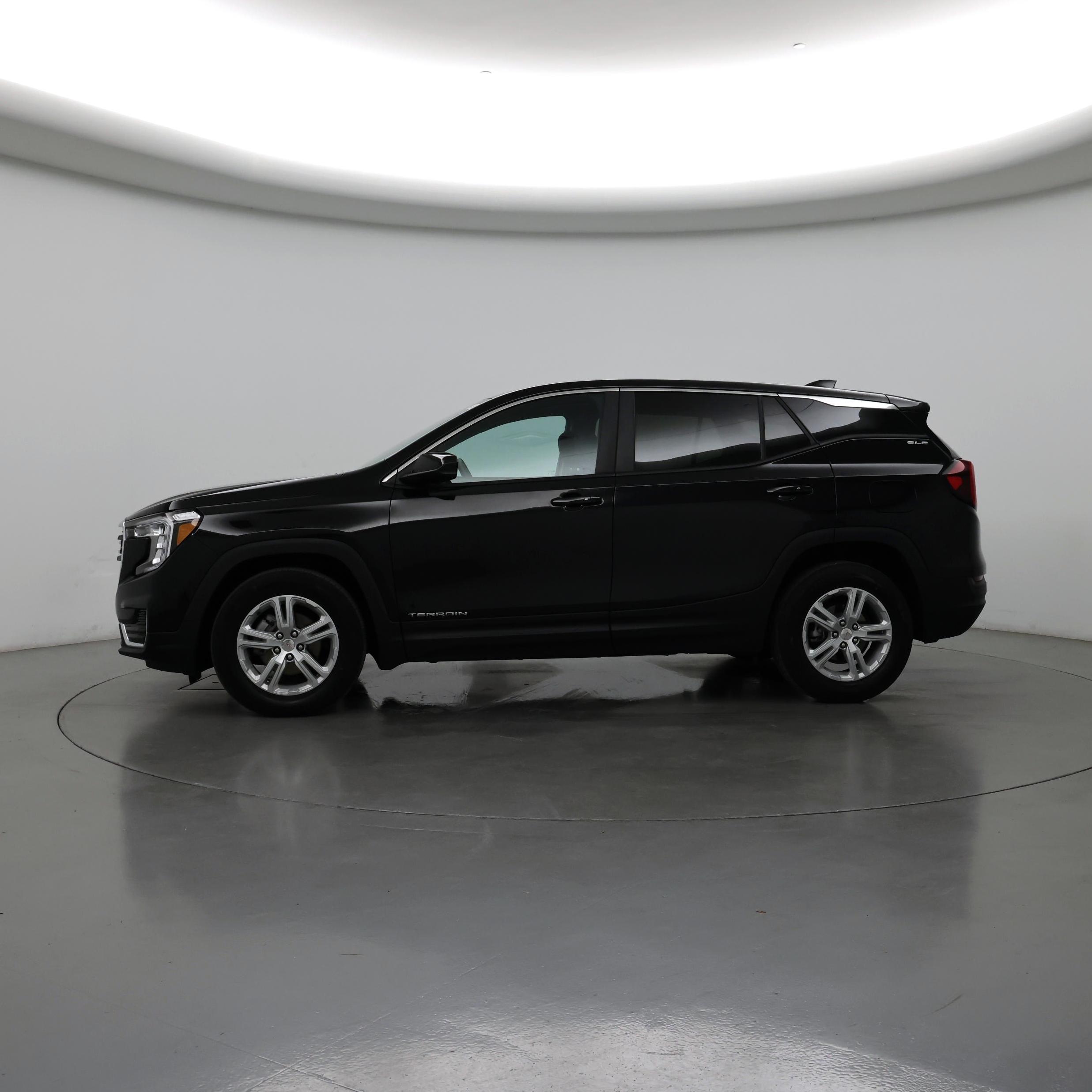 Thumbnail: 2024 GMC Terrain - 3