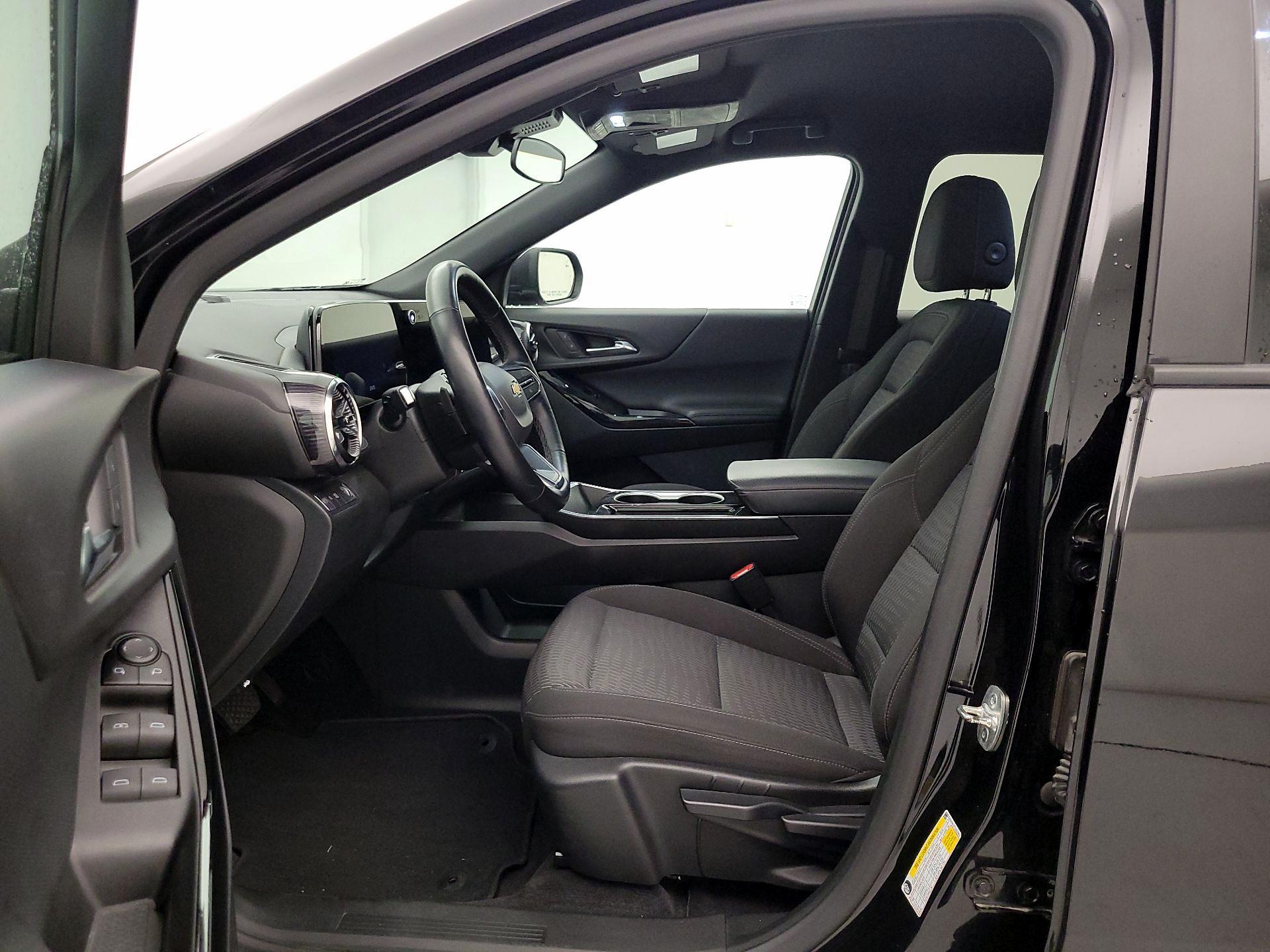 Thumbnail: 2025 Chevrolet Equinox - 11