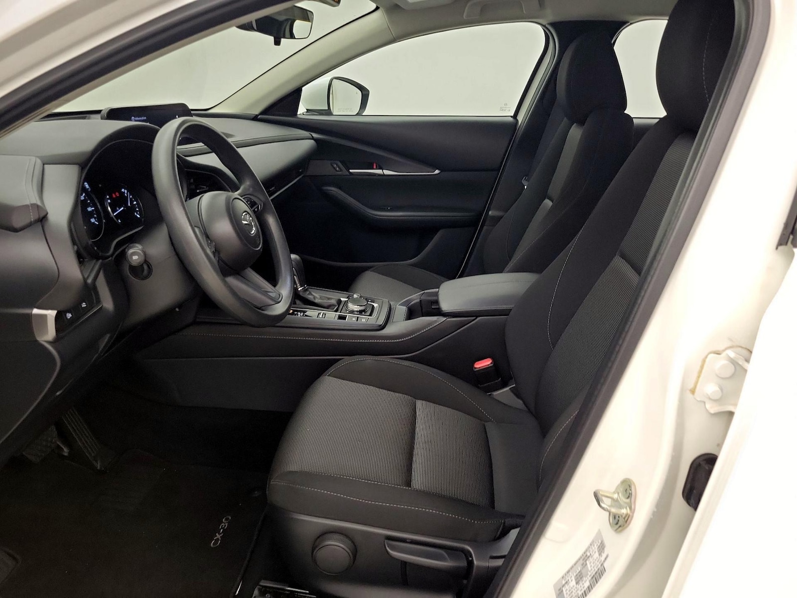 2024 Mazda CX-30 S - Photo 12