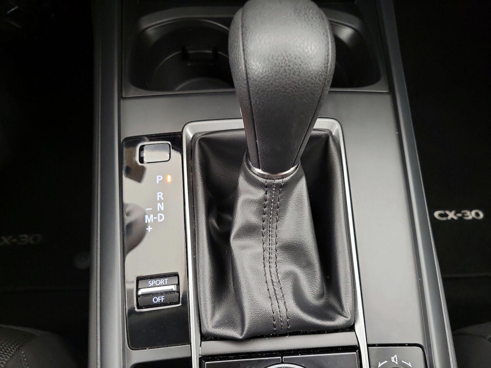 2024 Mazda CX-30 S - Photo 18