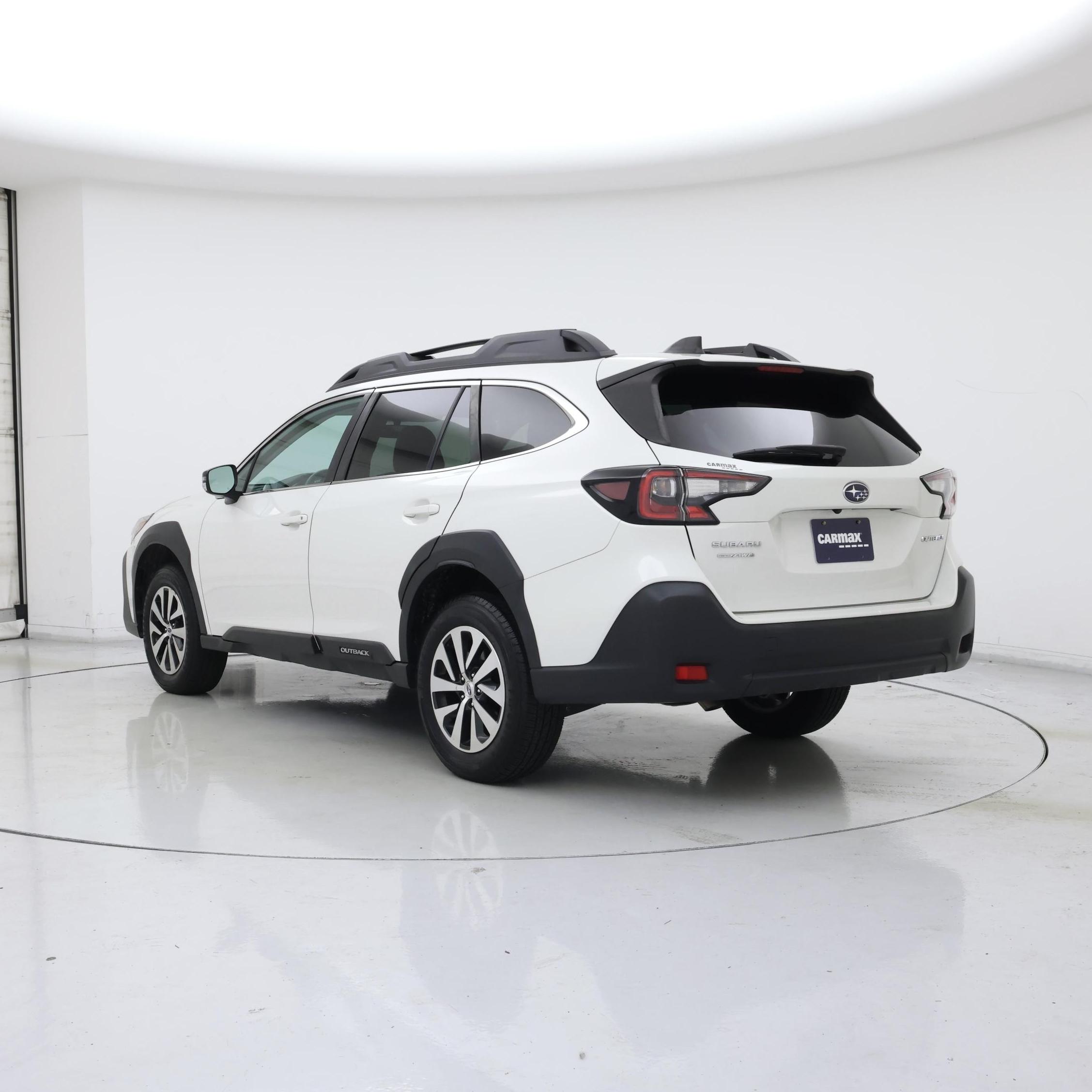 Thumbnail: 2023 Subaru Outback - 2