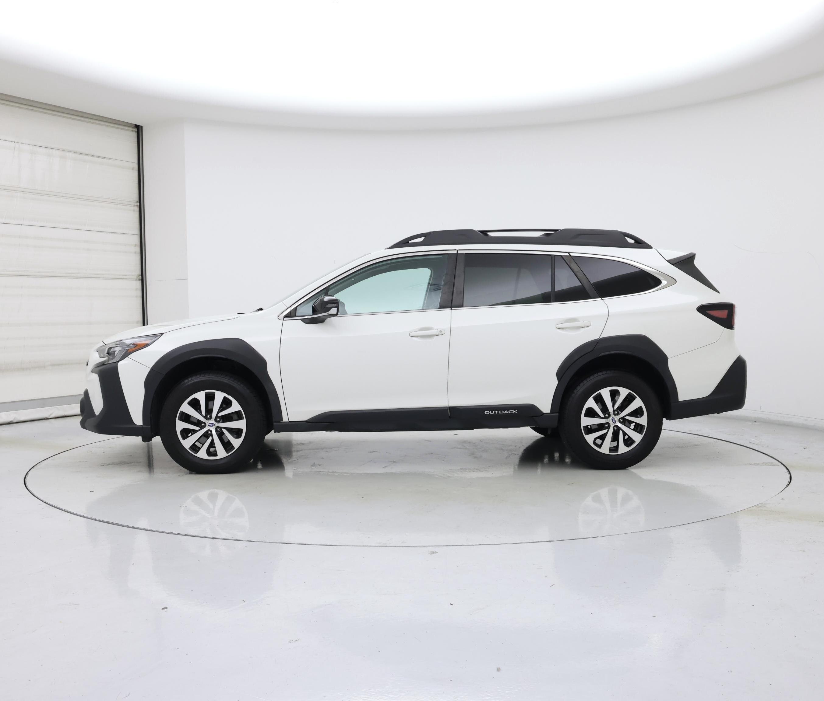 Thumbnail: 2023 Subaru Outback - 3
