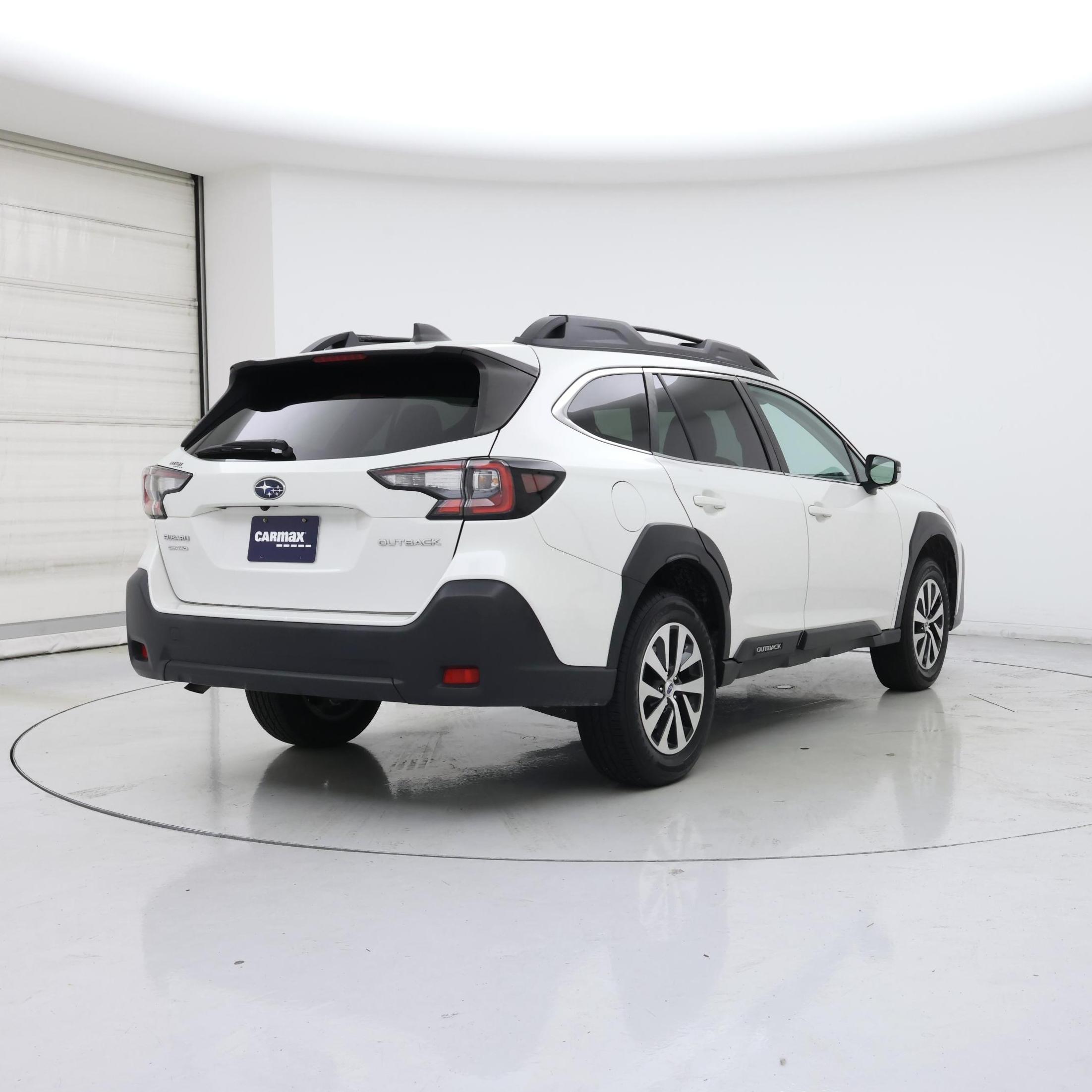 Thumbnail: 2023 Subaru Outback - 8