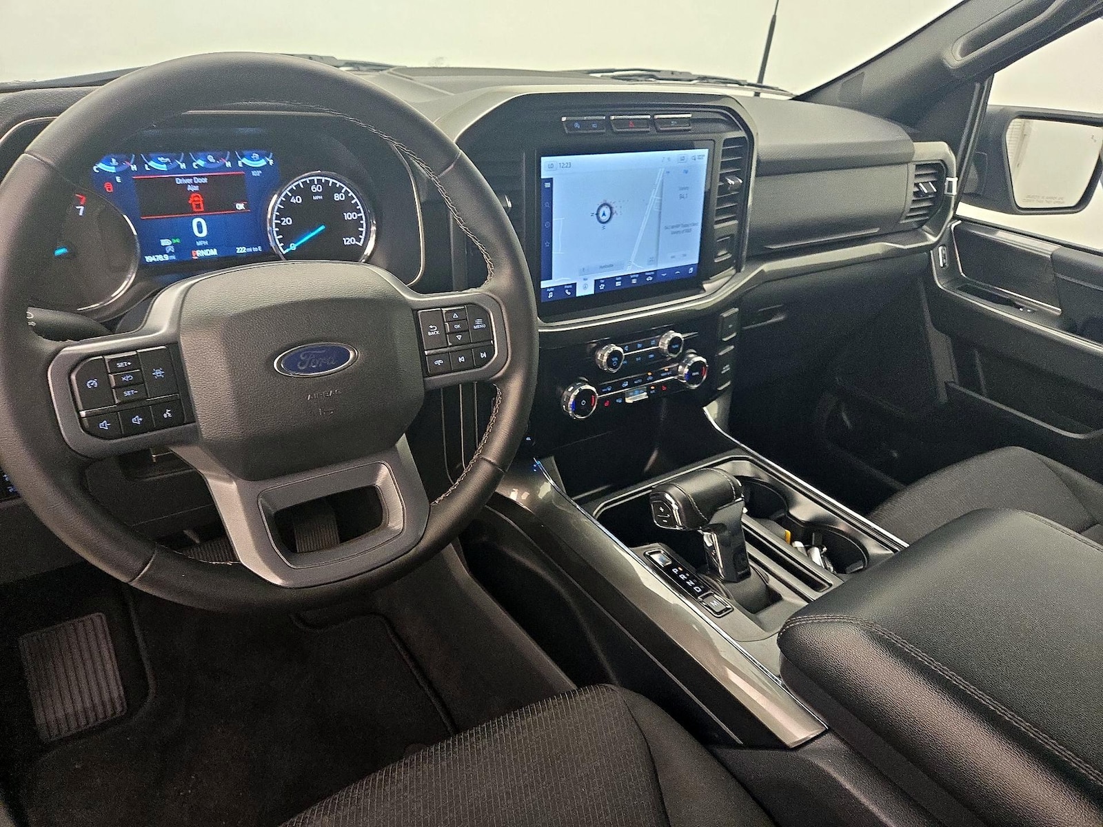 2023 Ford F-150 XLT - Photo 10