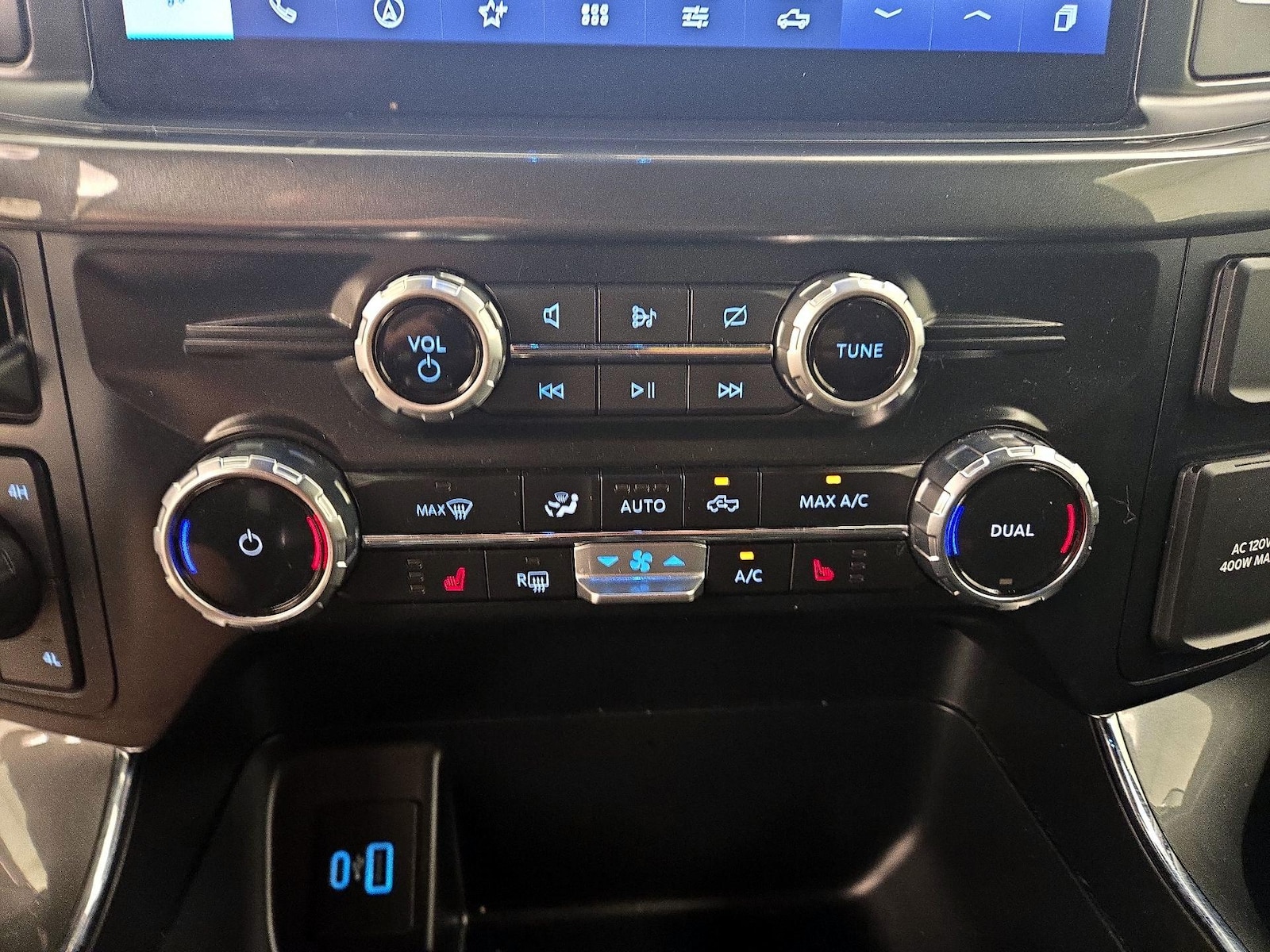 2023 Ford F-150 XLT - Photo 18