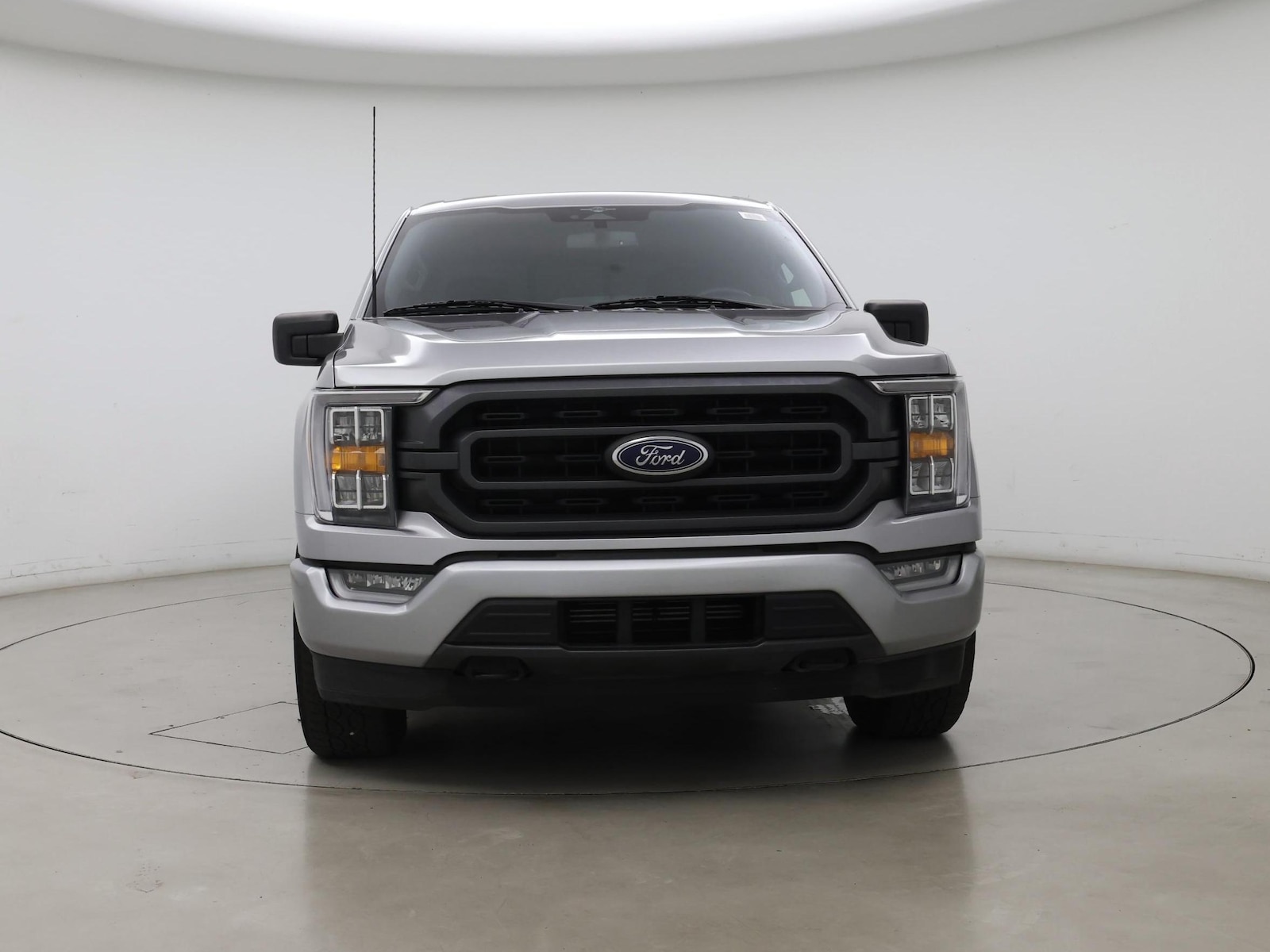 2023 Ford F-150 XLT - Photo 6