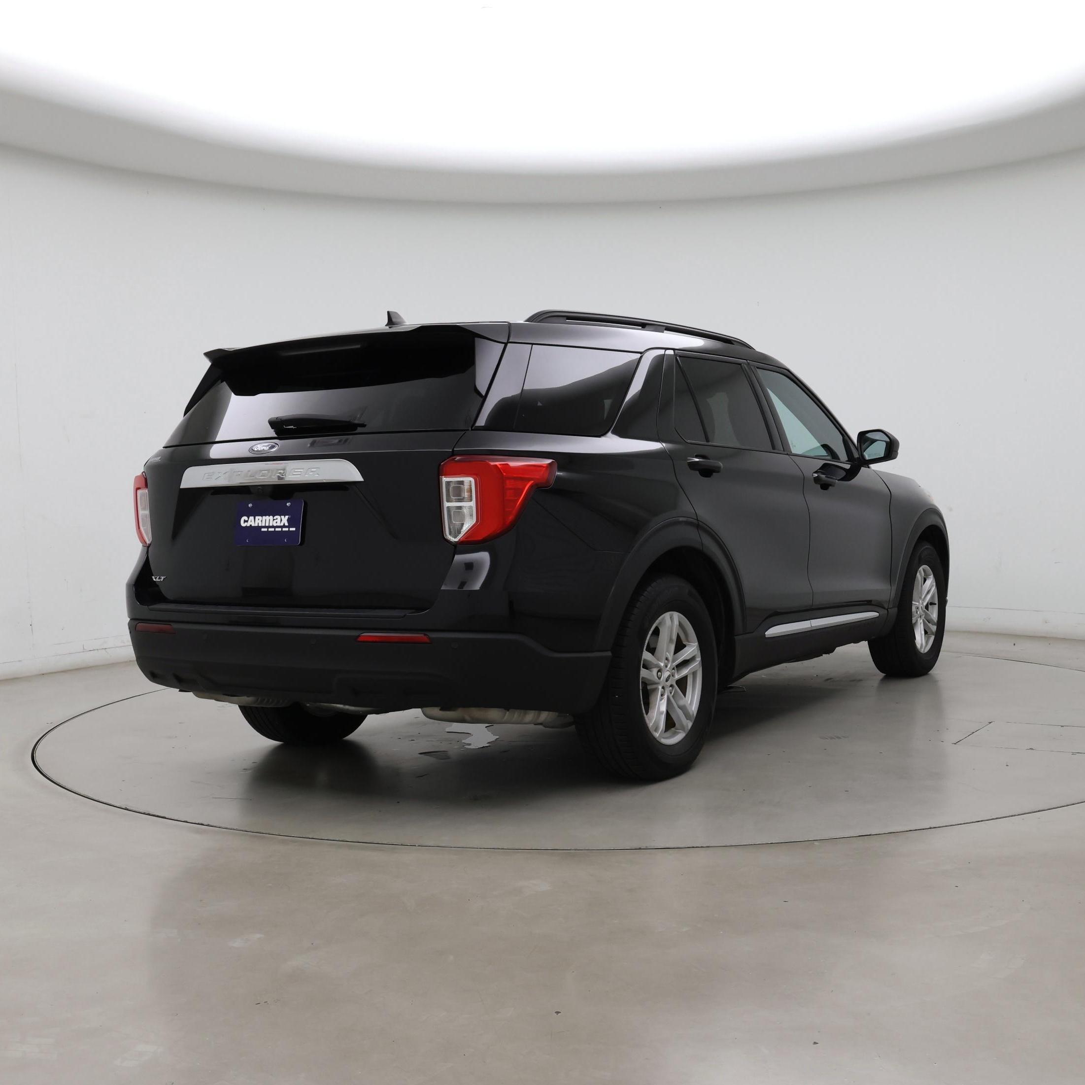 Thumbnail: 2024 Ford Explorer - 8