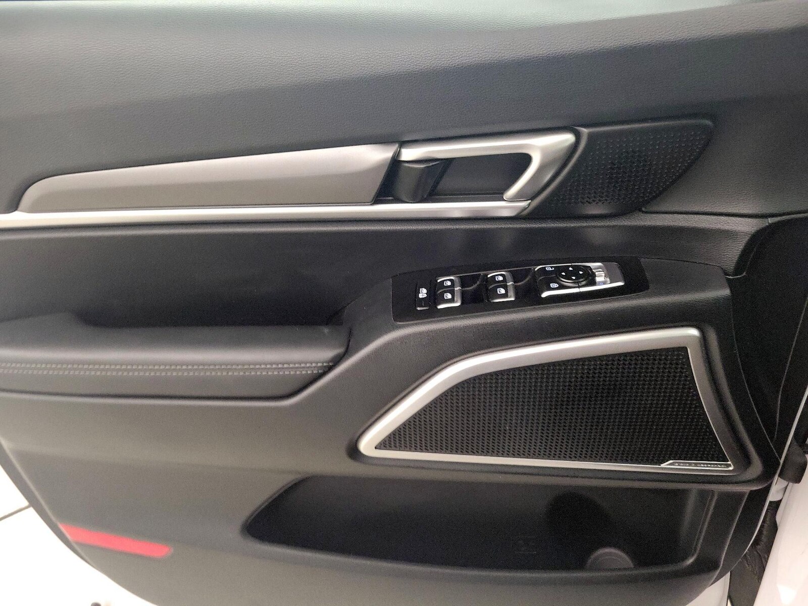 2025 Kia Telluride S - Photo 13