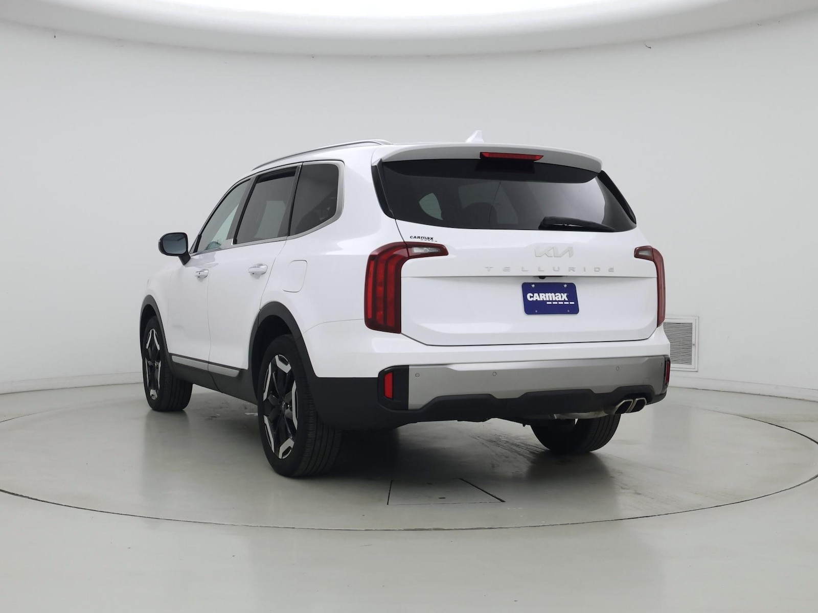 2025 Kia Telluride S - Photo 3