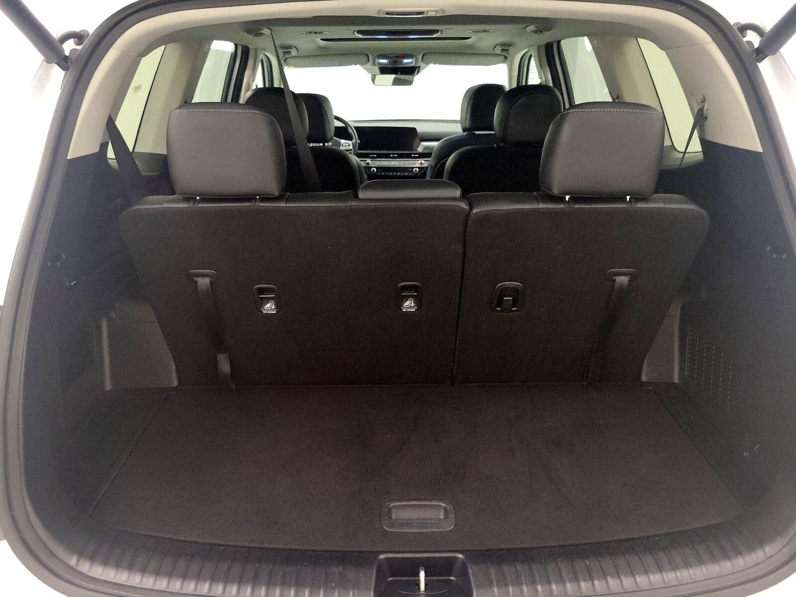 2025 Kia Telluride S - Photo 24
