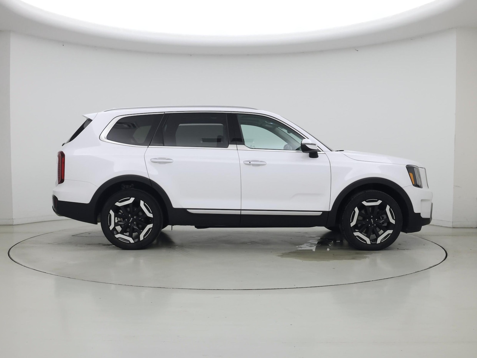 2025 Kia Telluride S - Photo 8