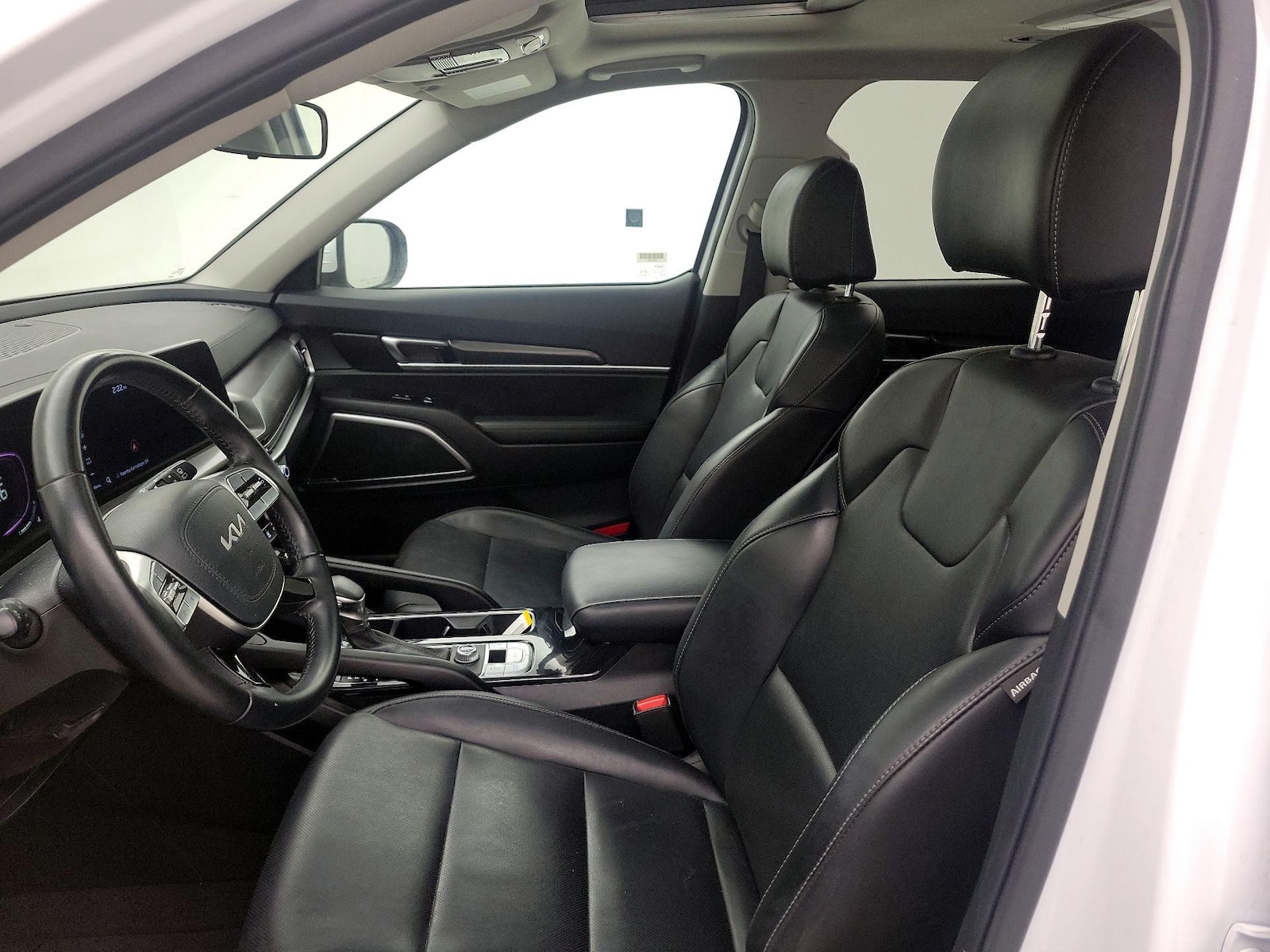 2025 Kia Telluride S - Photo 12