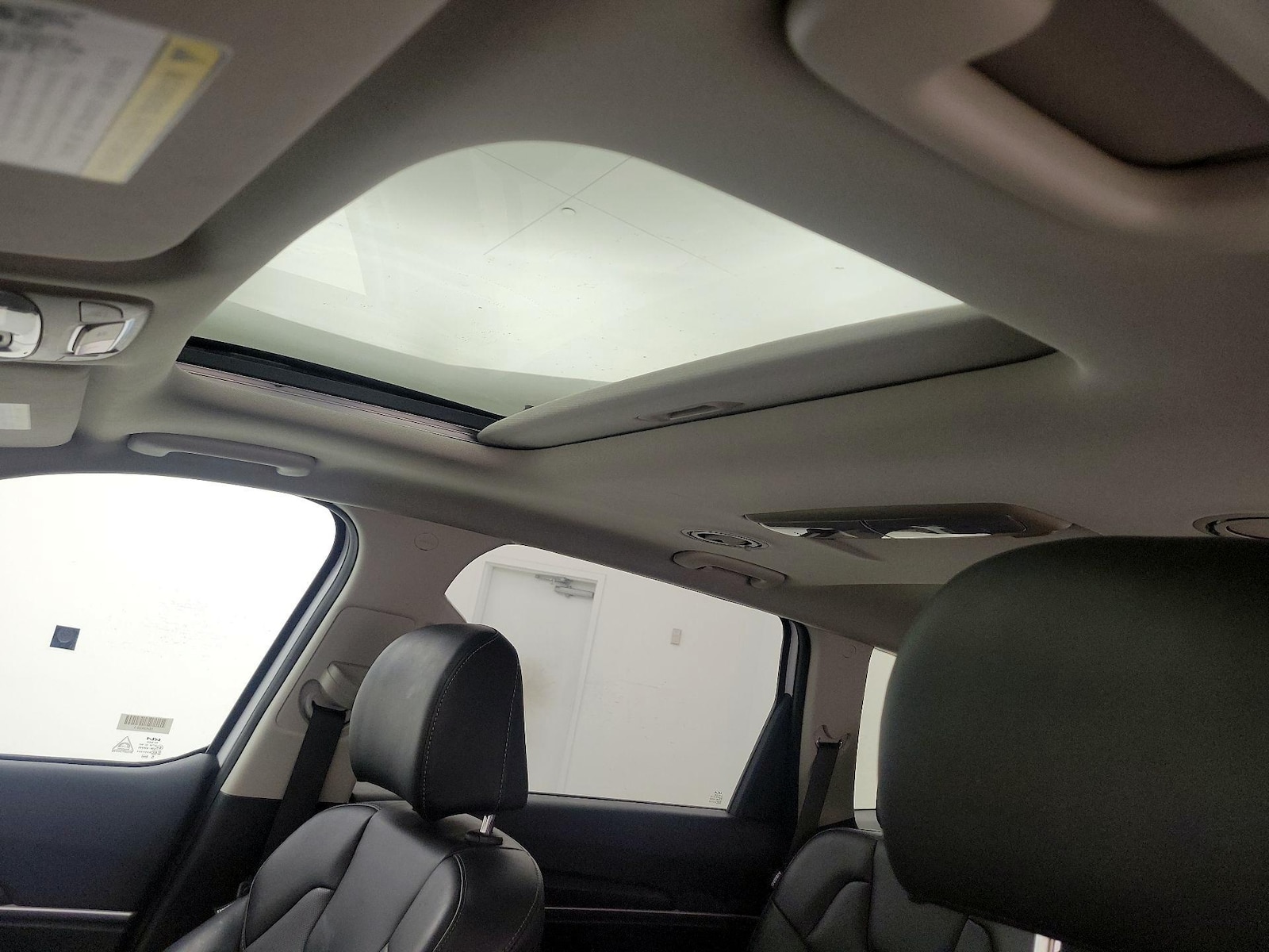2025 Kia Telluride S - Photo 21