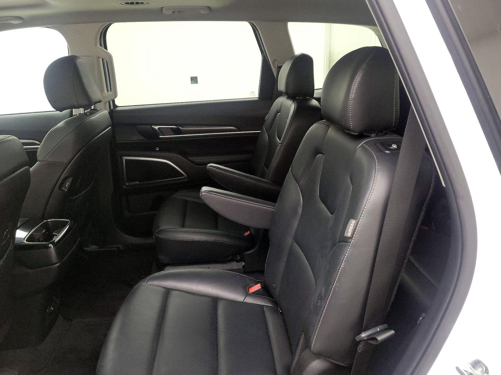 2025 Kia Telluride S - Photo 22