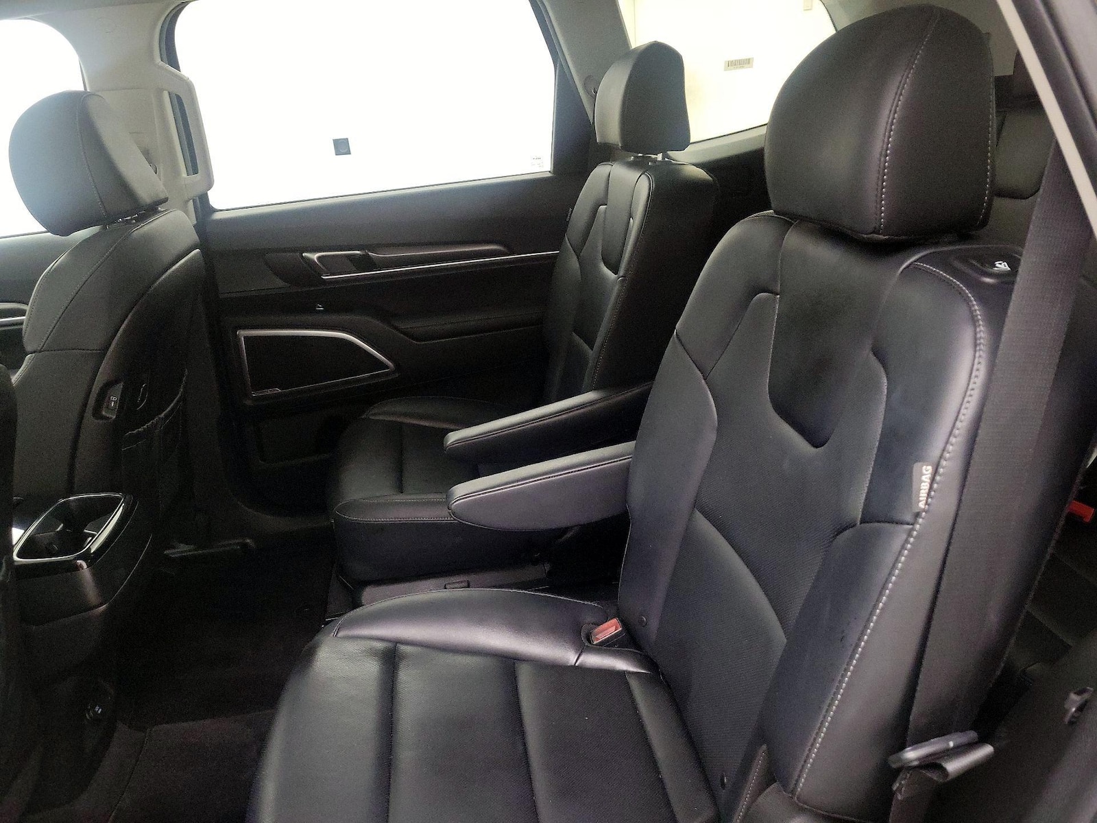 2025 Kia Telluride S - Photo 22
