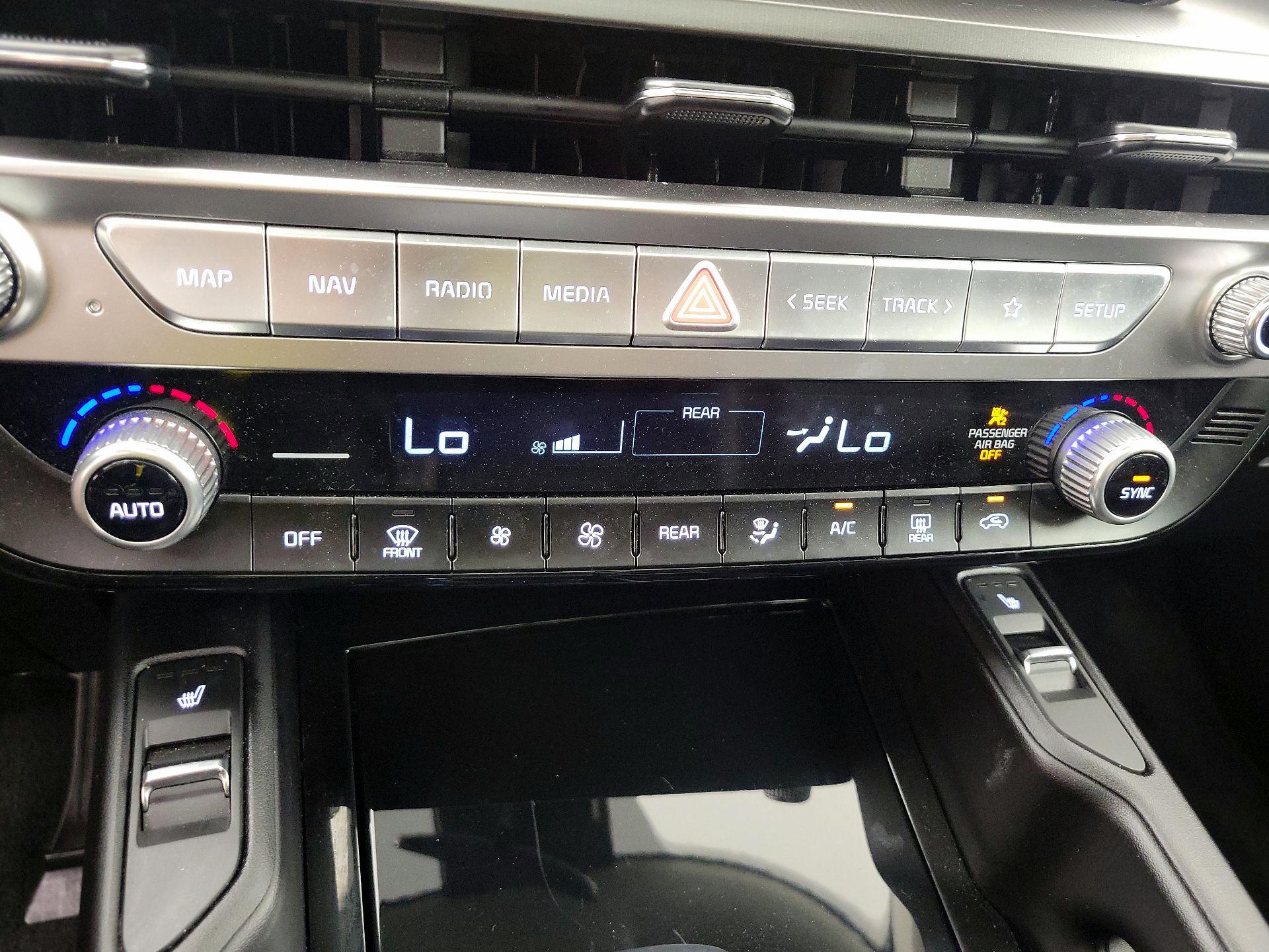 Thumbnail: 2025 Kia Telluride - 17