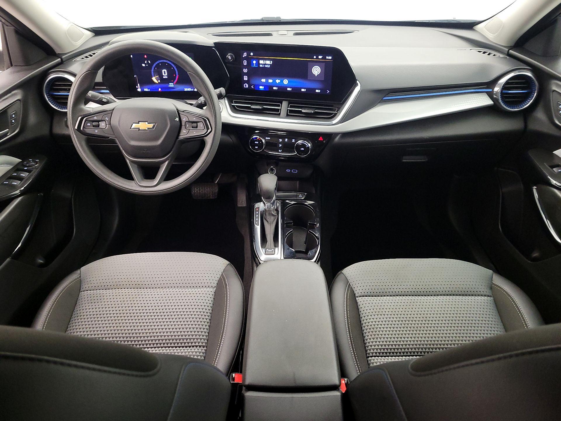 Thumbnail: 2025 Chevrolet Trax - 9