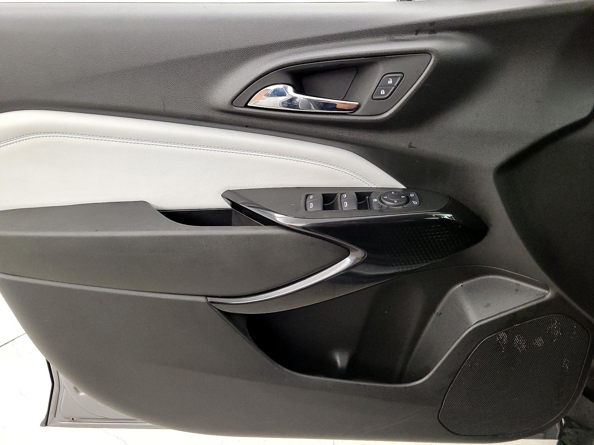 Thumbnail: 2025 Chevrolet Trax - 12