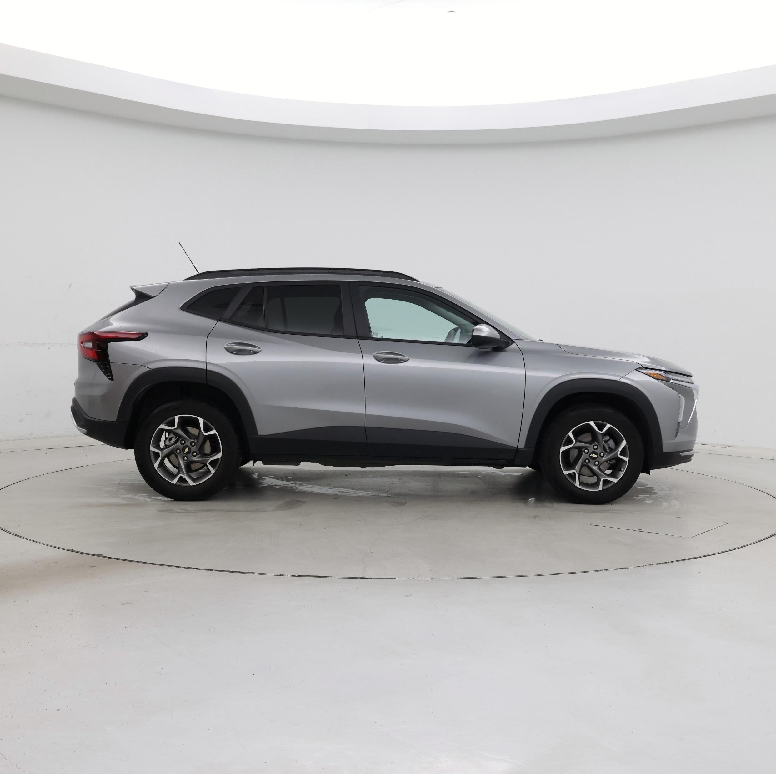 Thumbnail: 2025 Chevrolet Trax - 7
