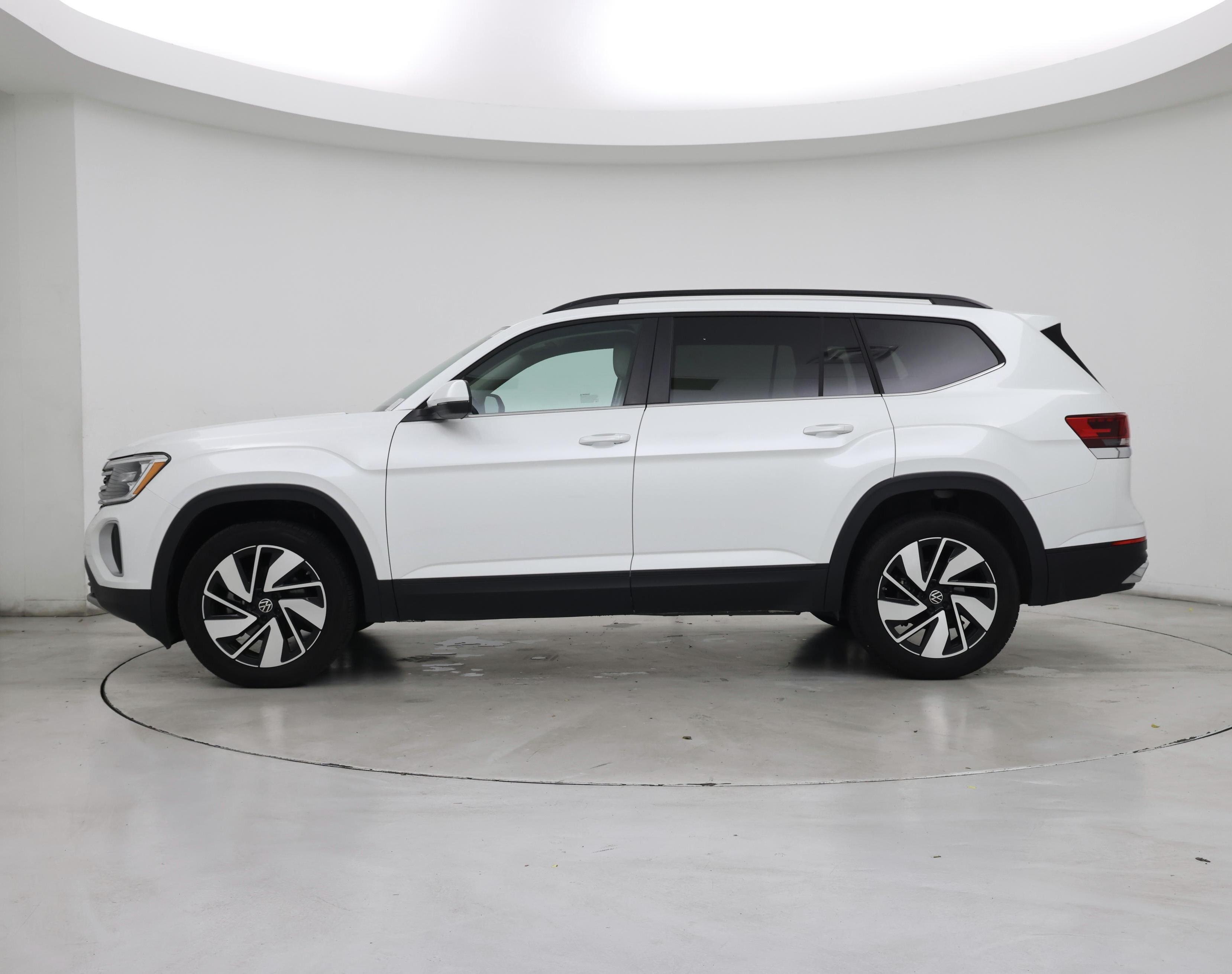 Thumbnail: 2026 Volkswagen Atlas - 3