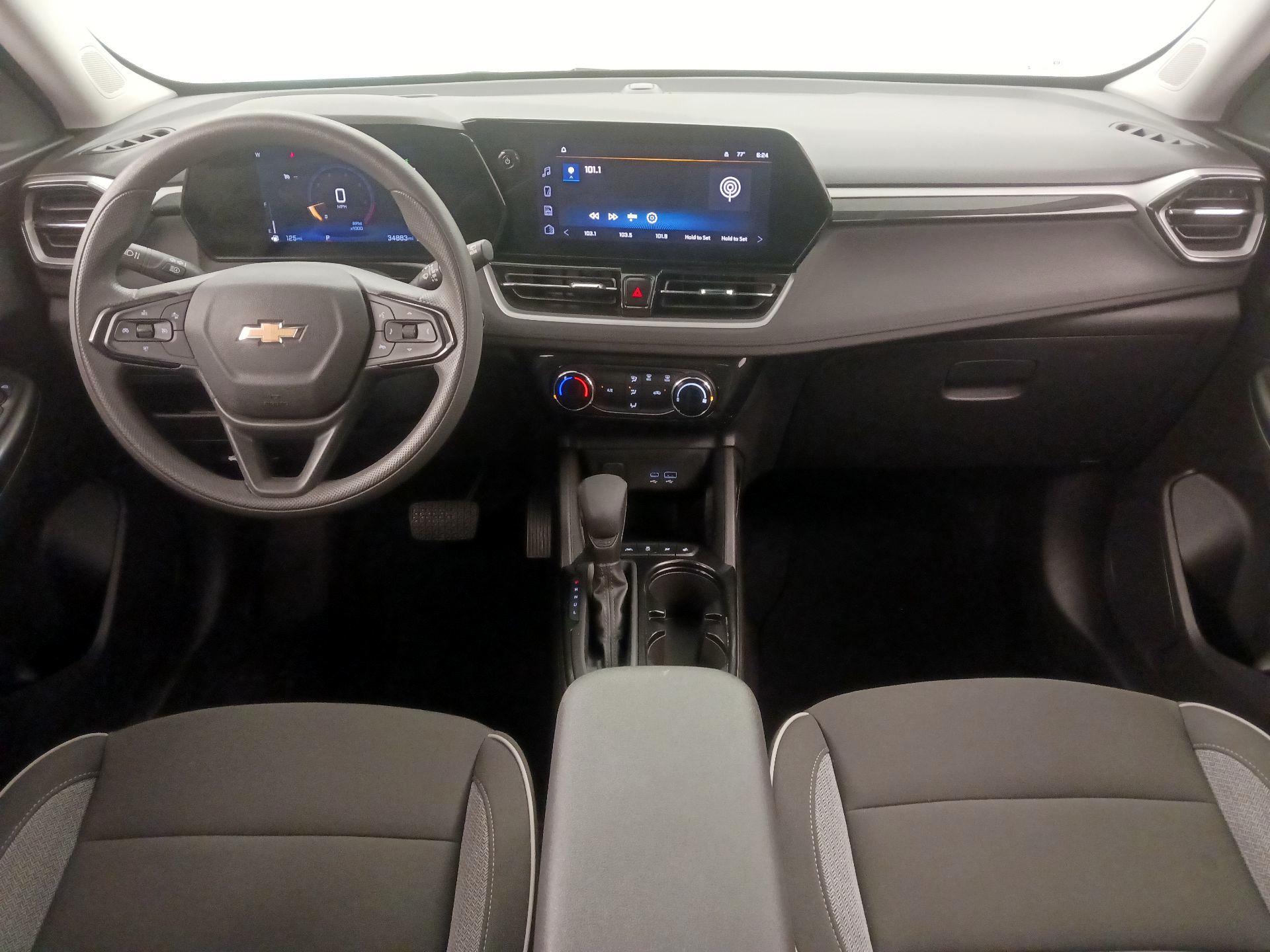 Thumbnail: 2025 Chevrolet TrailBlazer - 9