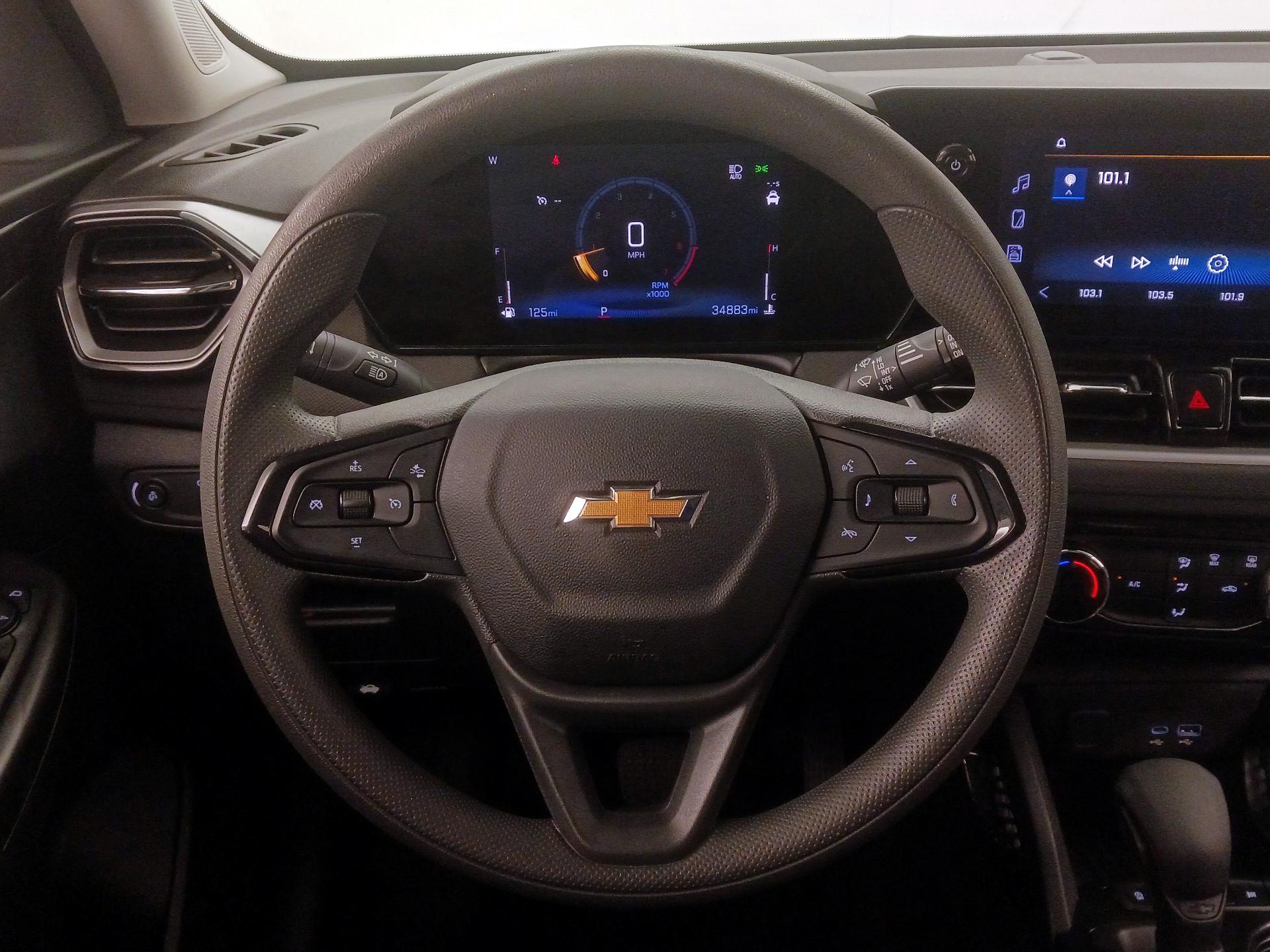 Thumbnail: 2025 Chevrolet TrailBlazer - 10
