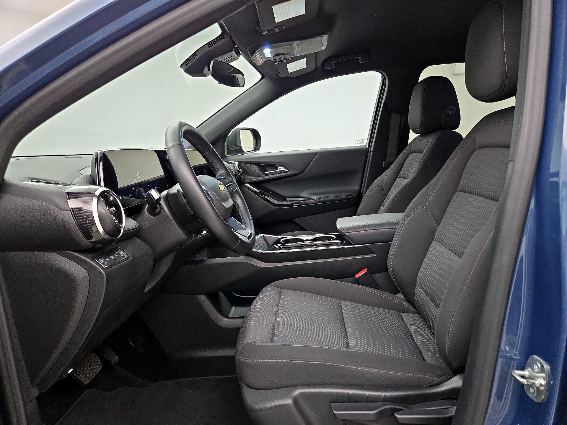 Thumbnail: 2025 Chevrolet Equinox - 11