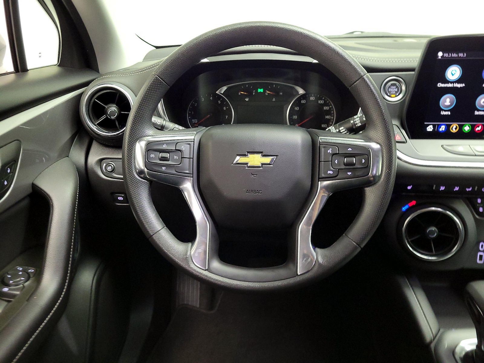 2025 Chevrolet Blazer 2LT - Photo 11