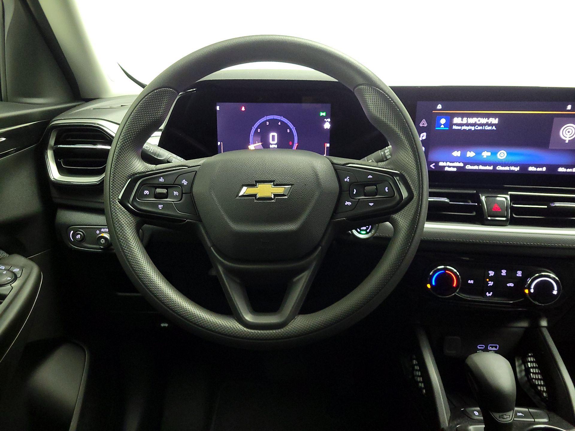 Thumbnail: 2025 Chevrolet TrailBlazer - 10