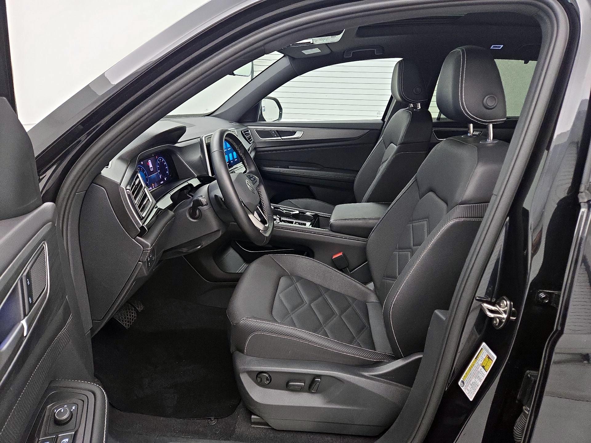 Thumbnail: 2026 Volkswagen Atlas - 11
