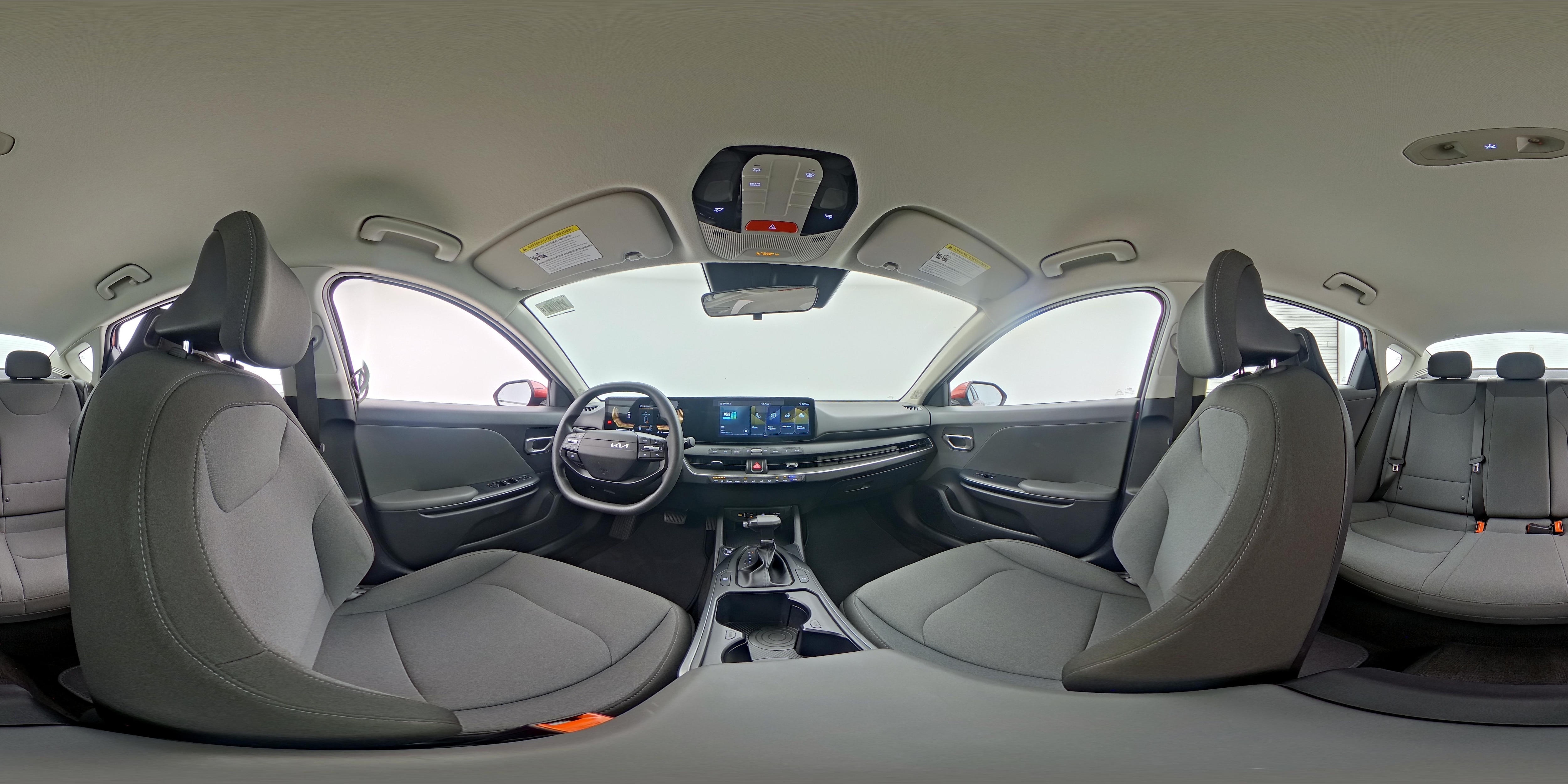 2025 Kia K4 LXS - Photo 25