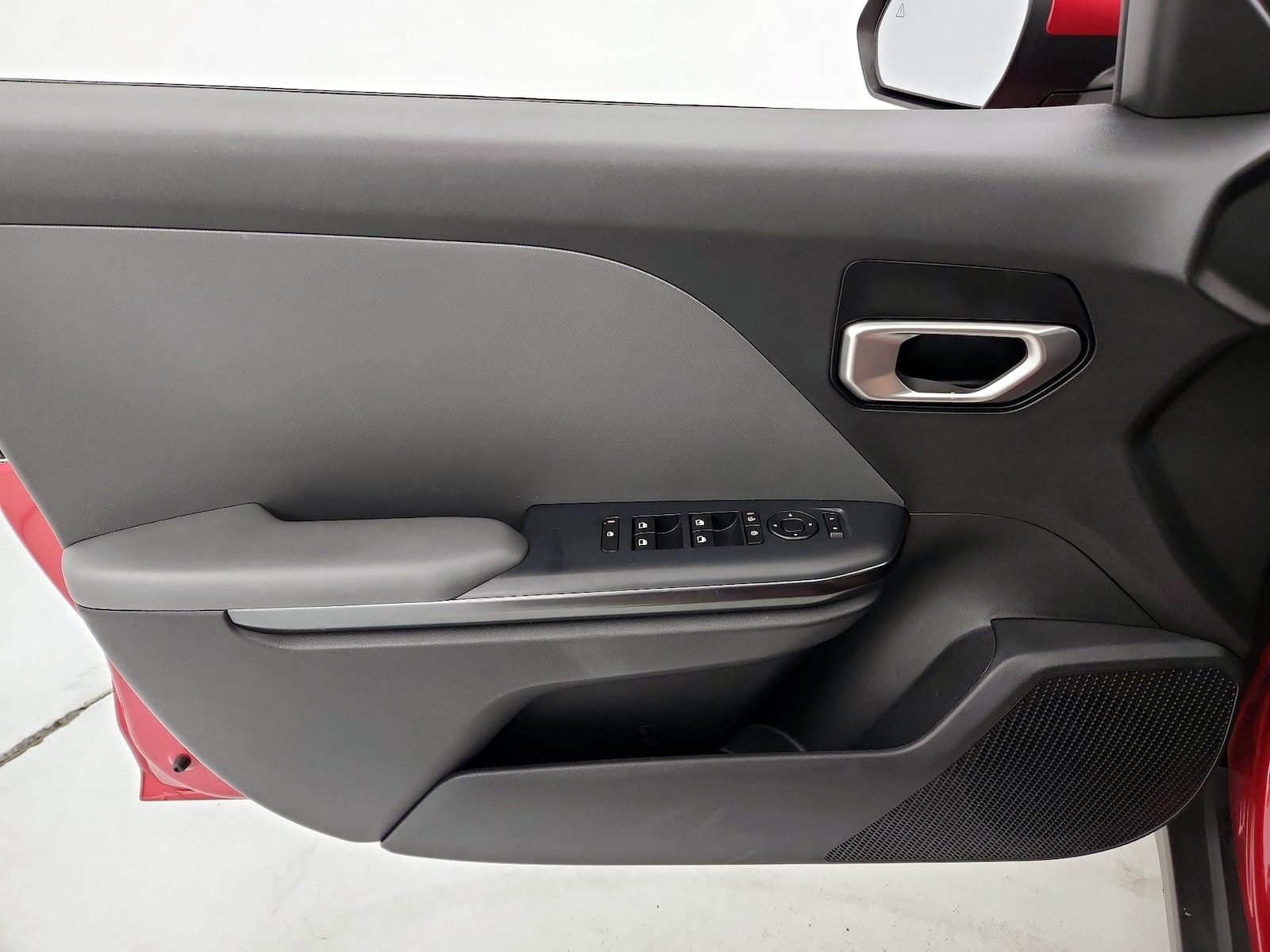2025 Kia K4 LXS - Photo 13