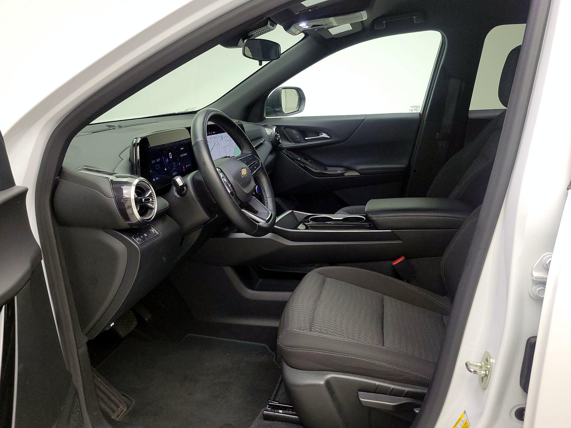 Thumbnail: 2025 Chevrolet Equinox - 11