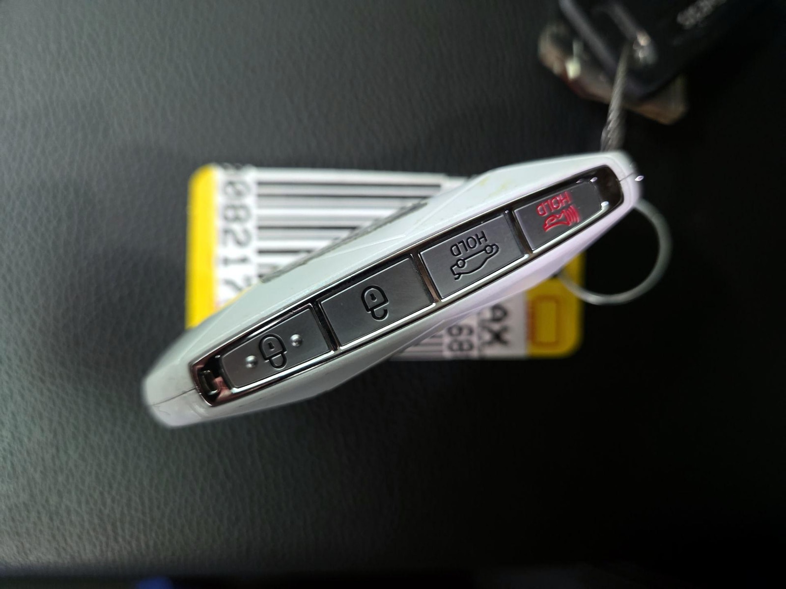 2026 GENESIS G70 Standard - Photo 17