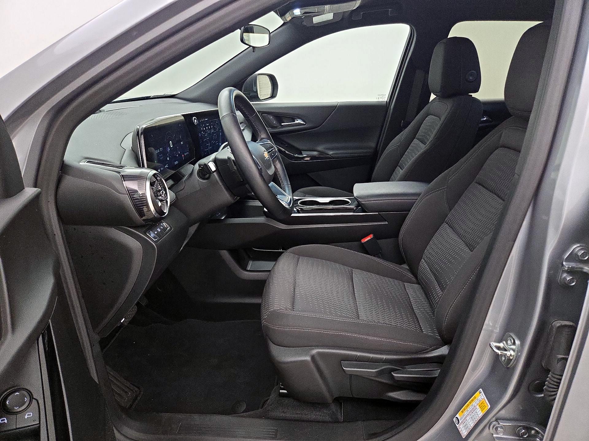 Thumbnail: 2025 Chevrolet Equinox - 11