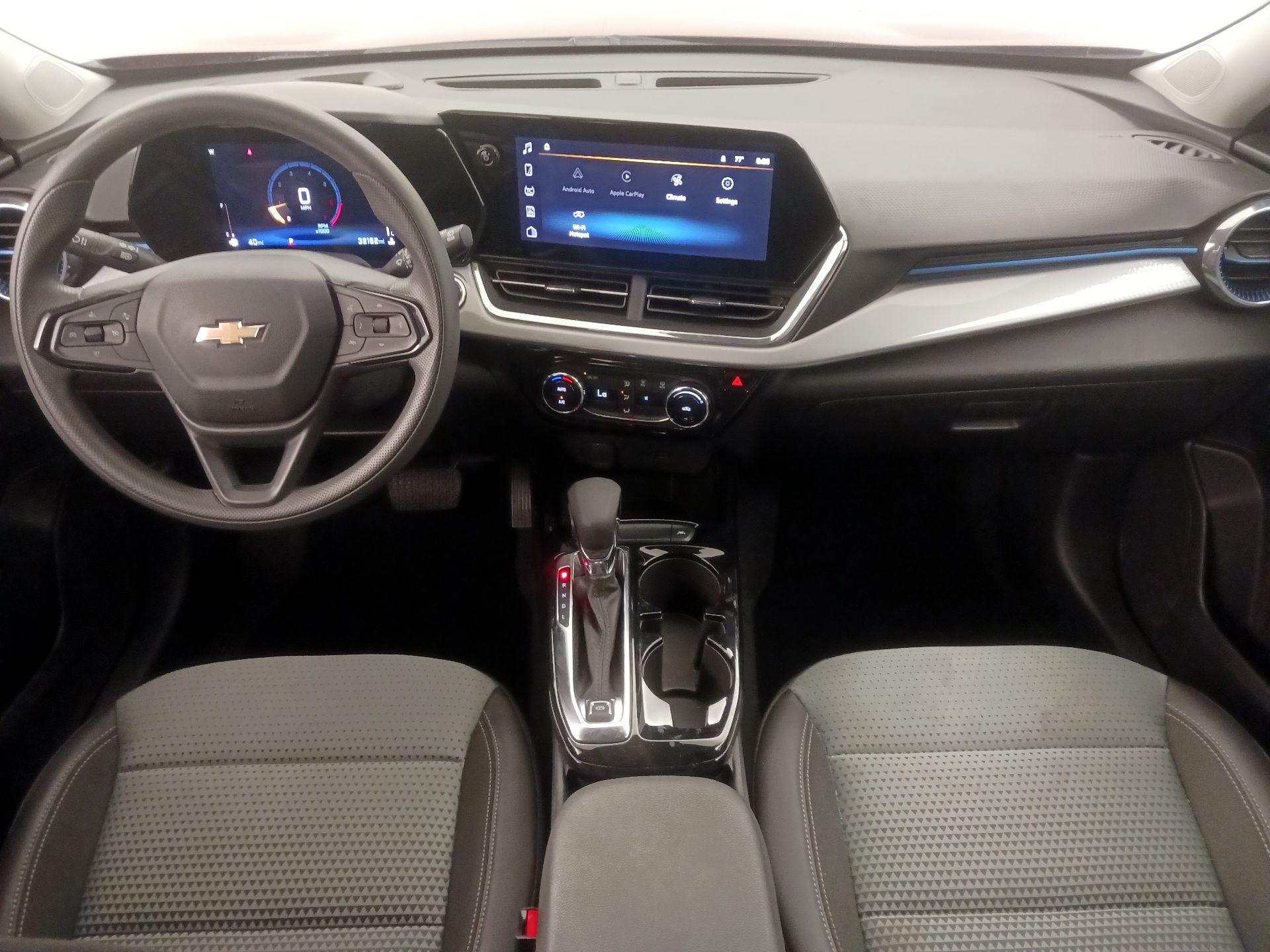 Thumbnail: 2025 Chevrolet Trax - 9
