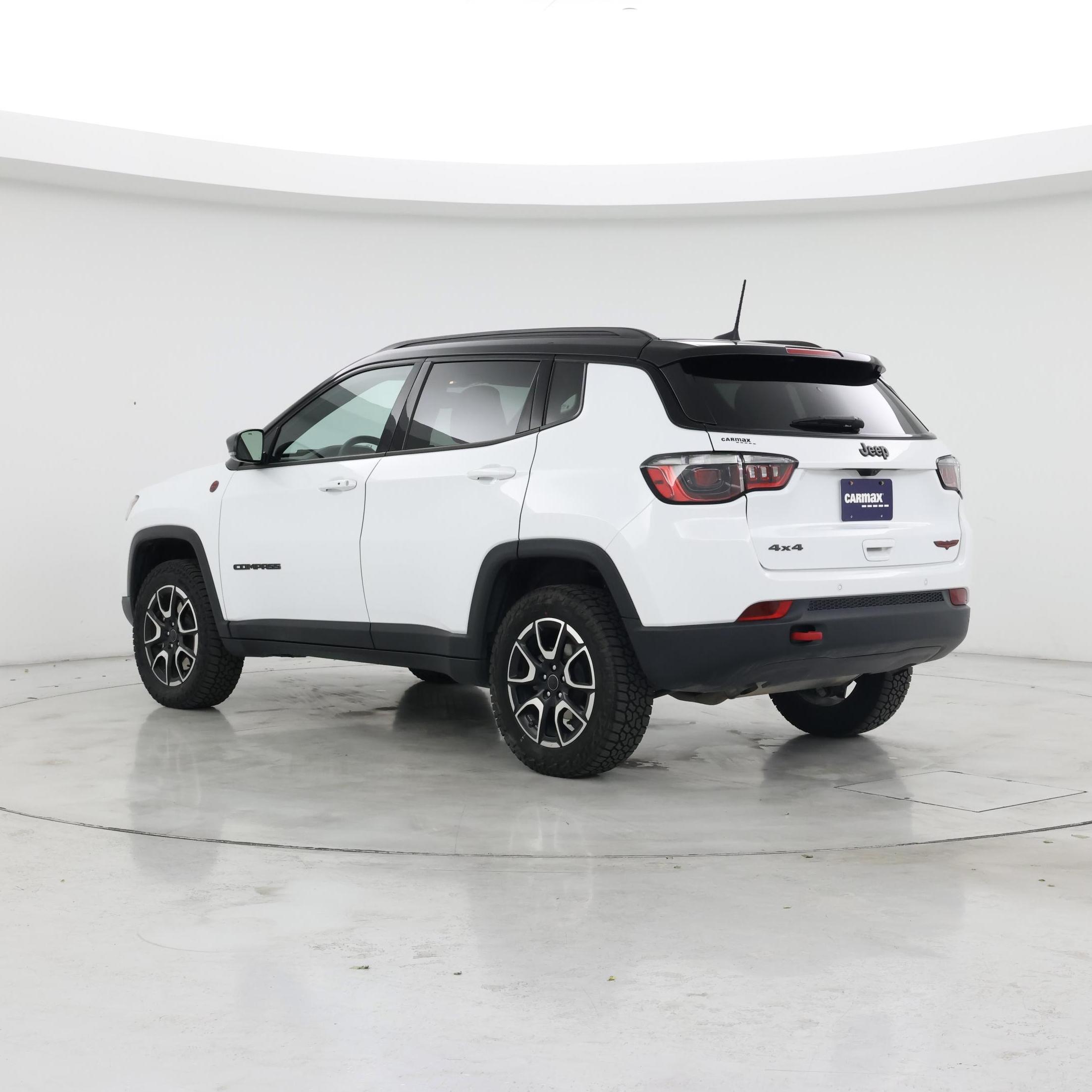 Thumbnail: 2025 Jeep Compass - 2