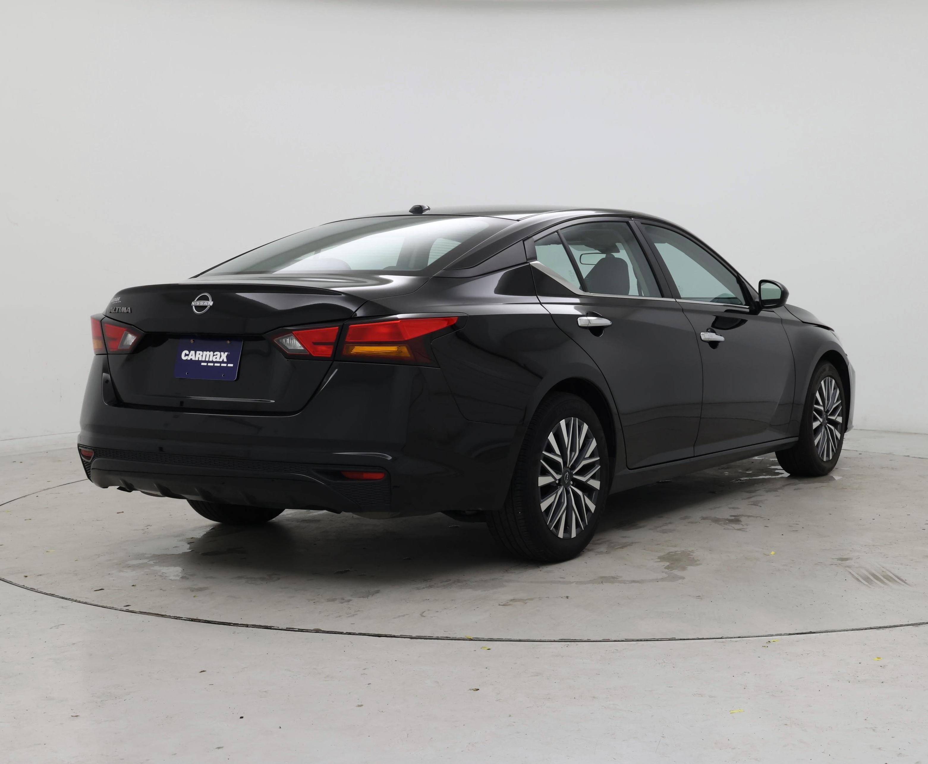 Thumbnail: 2025 Nissan Altima - 8