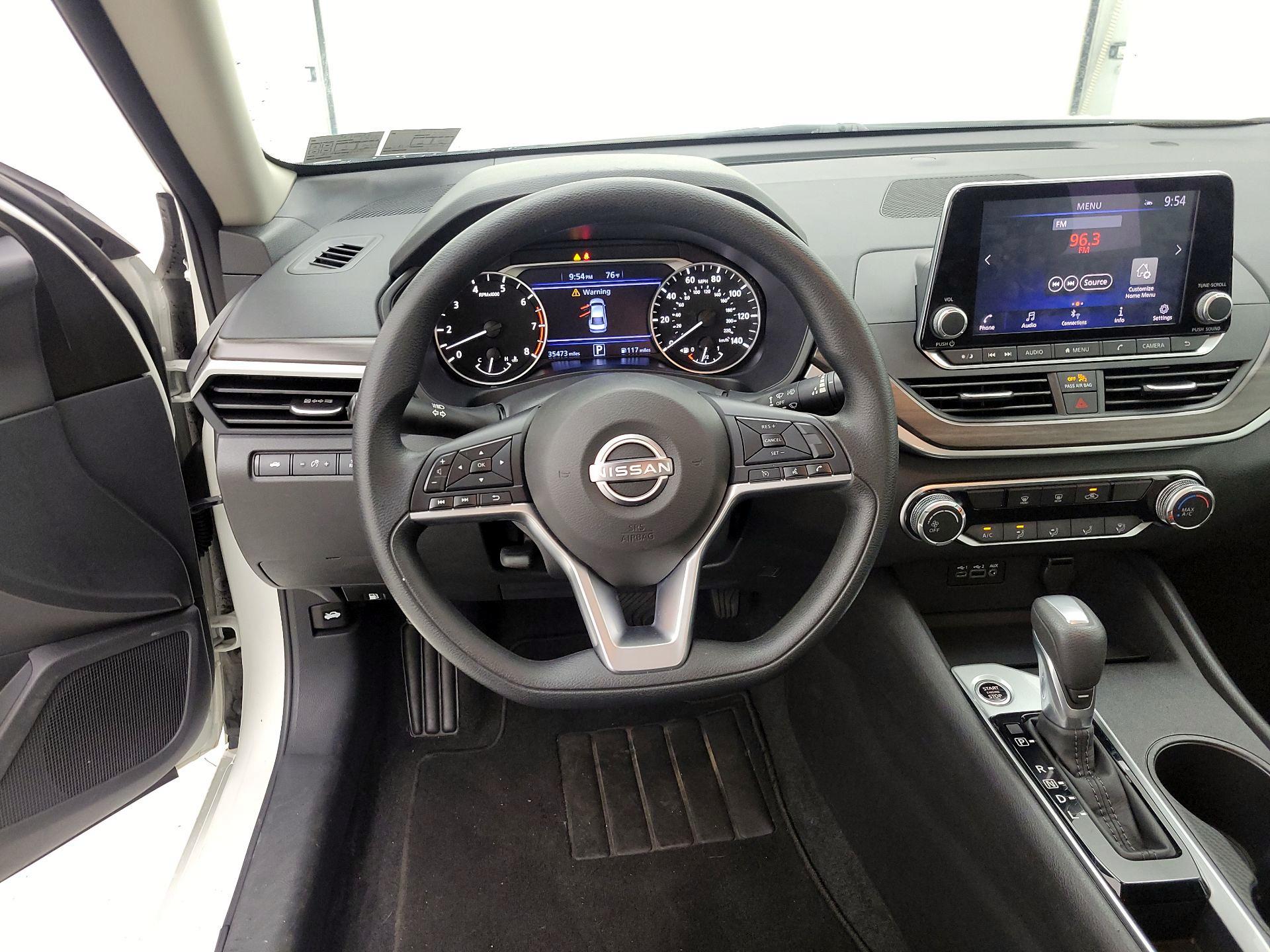 Thumbnail: 2025 Nissan Altima - 10