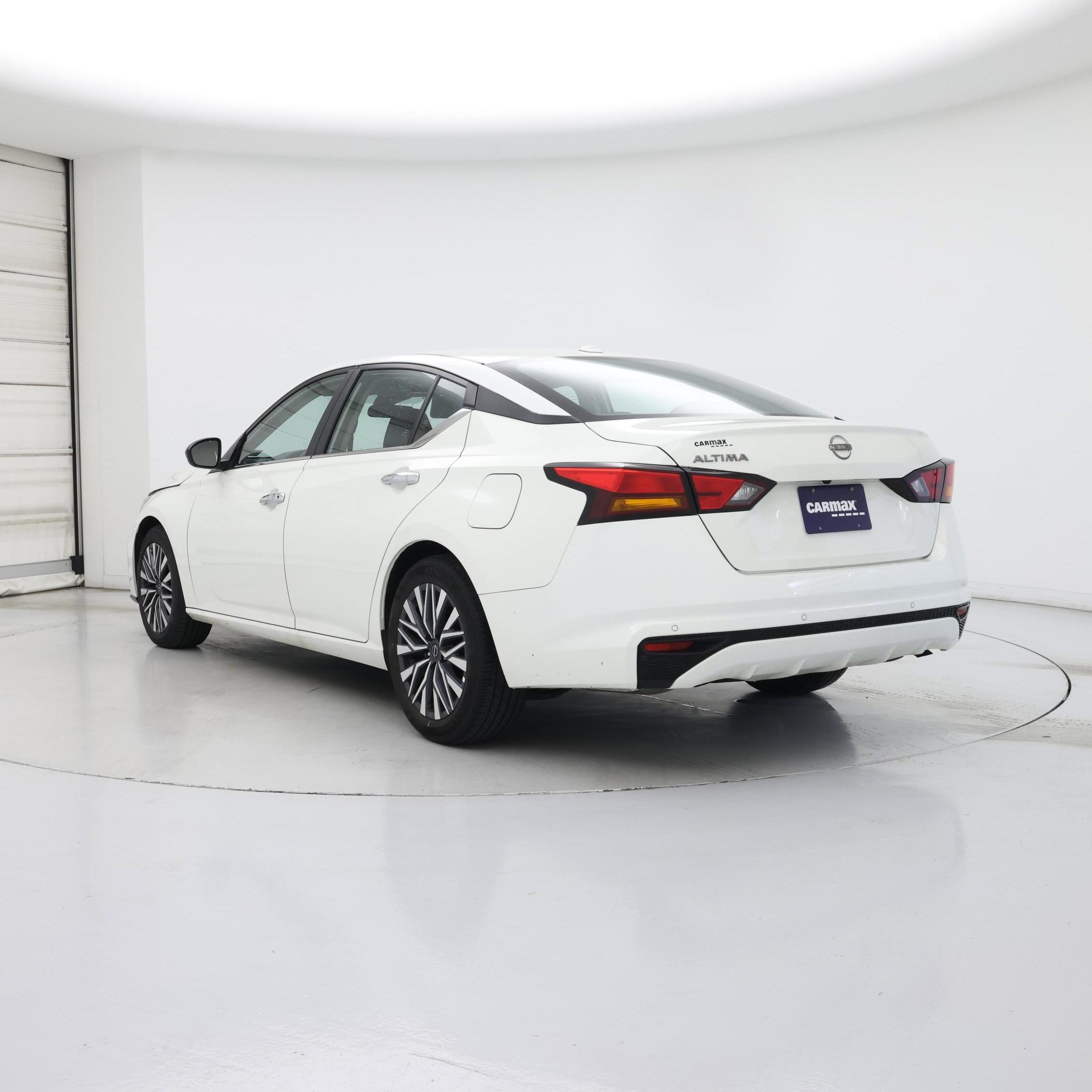 Thumbnail: 2025 Nissan Altima - 2