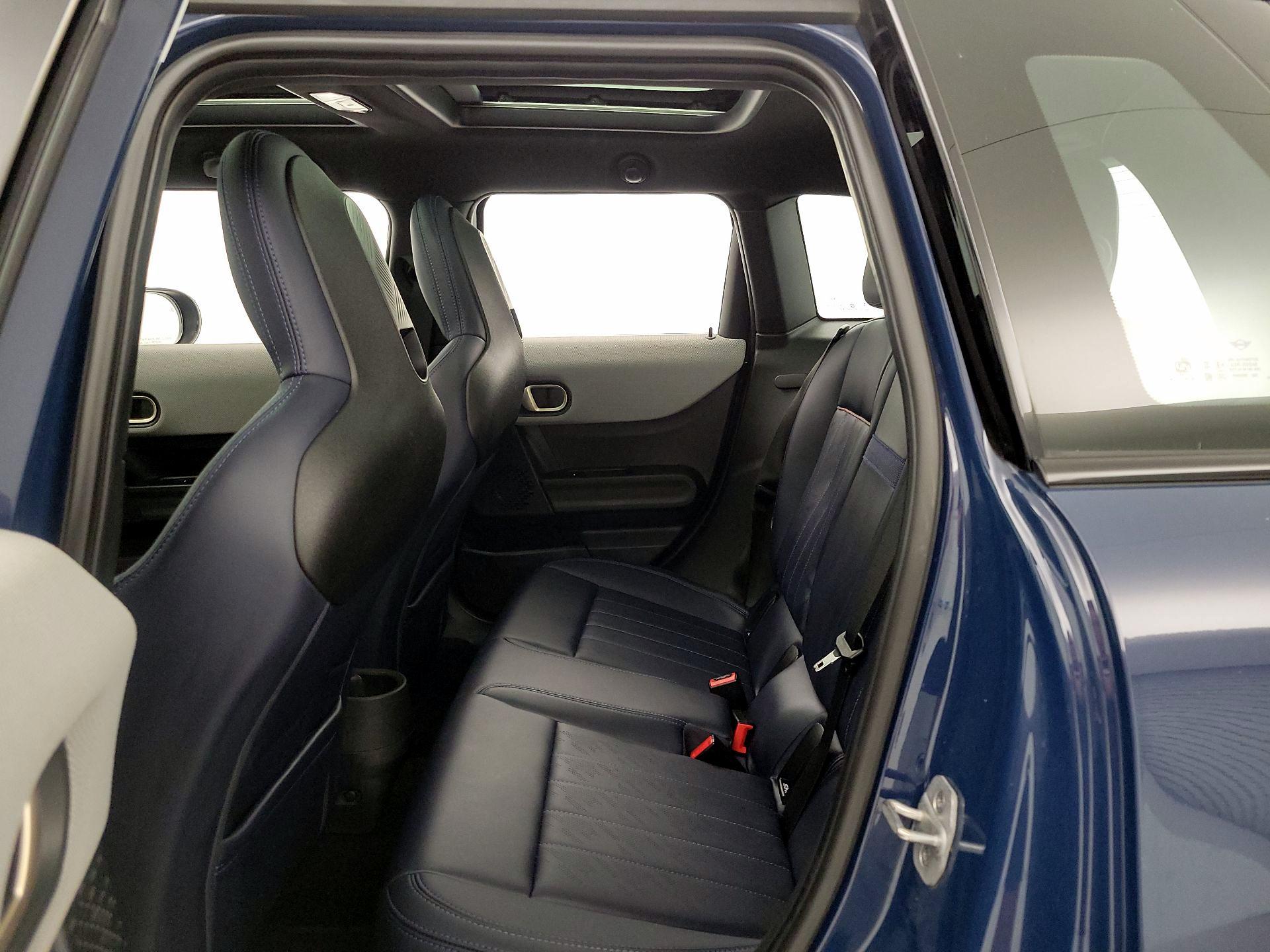 Thumbnail: 2025 MINI Cooper Hardtop - 19
