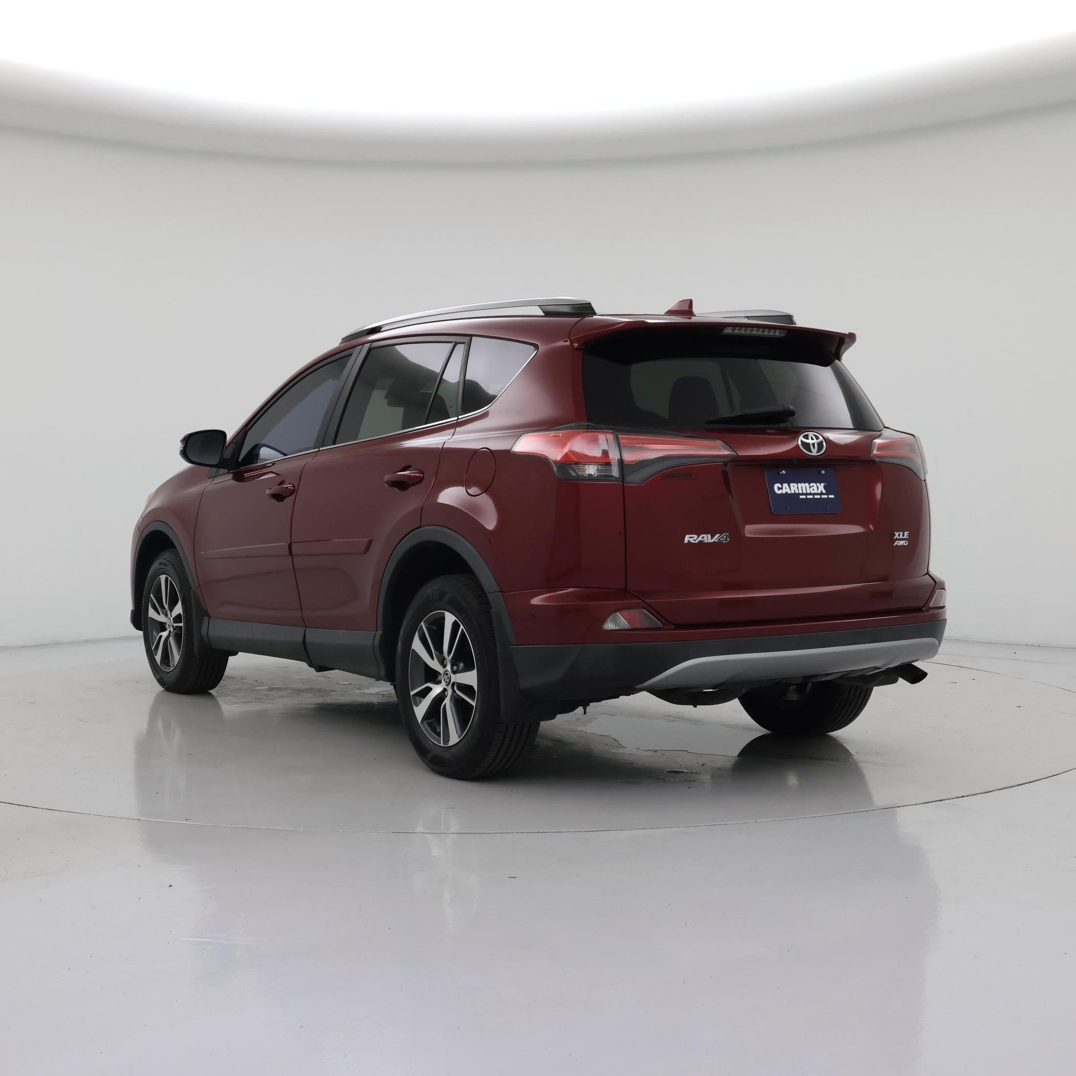 Thumbnail: 2018 Toyota RAV4 - 2