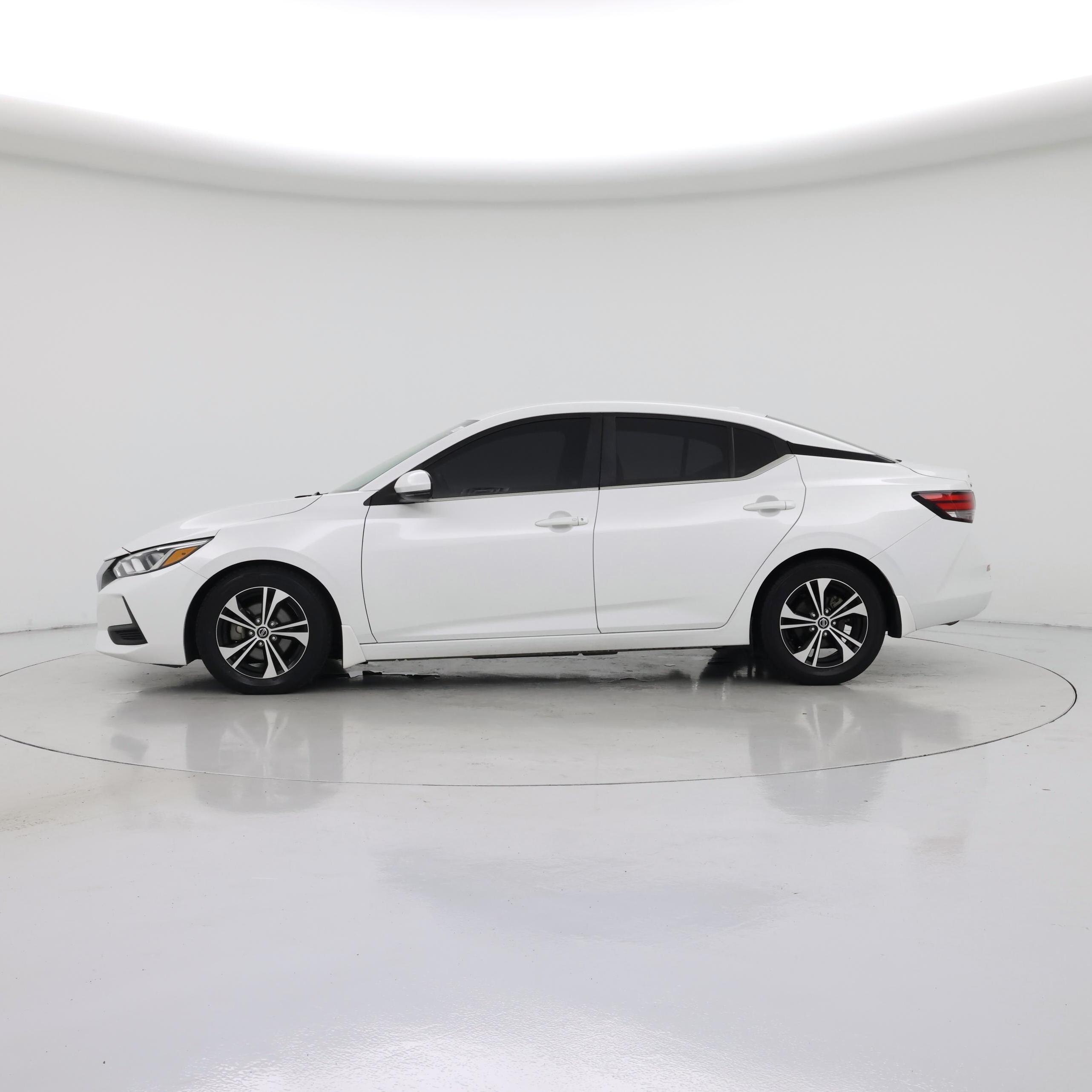 Thumbnail: 2020 Nissan Sentra - 3