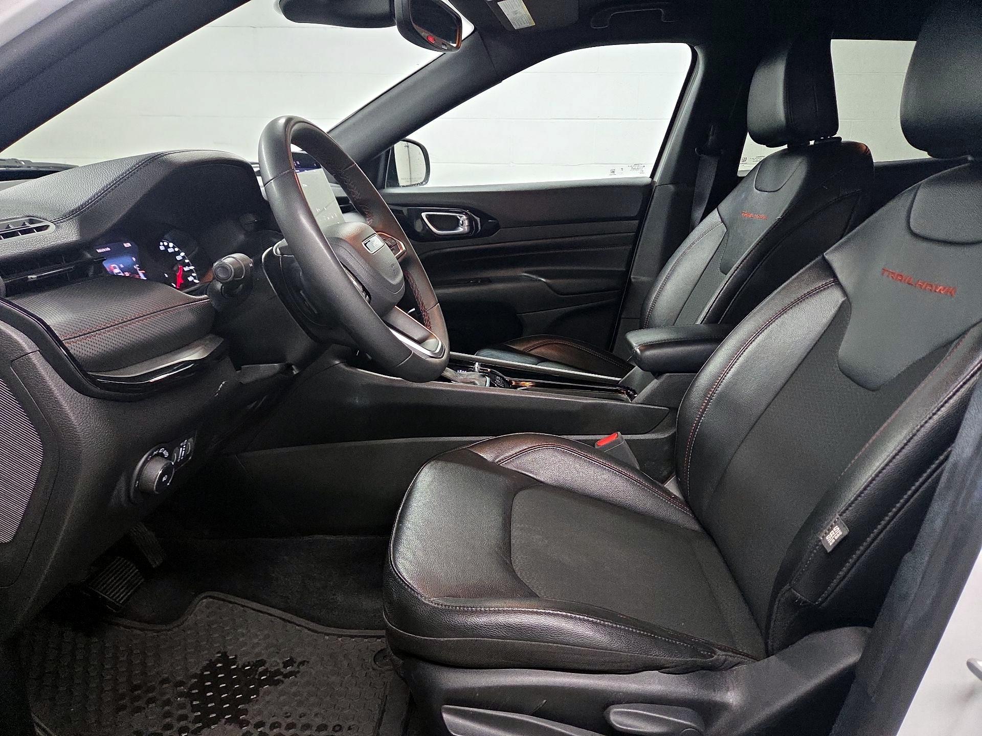 Thumbnail: 2025 Jeep Compass - 9